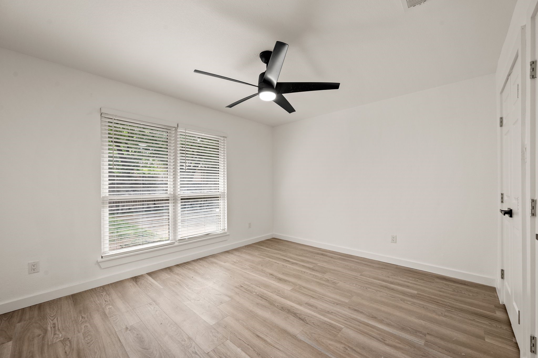 802 Rock Creek Drive Euless TX 76039