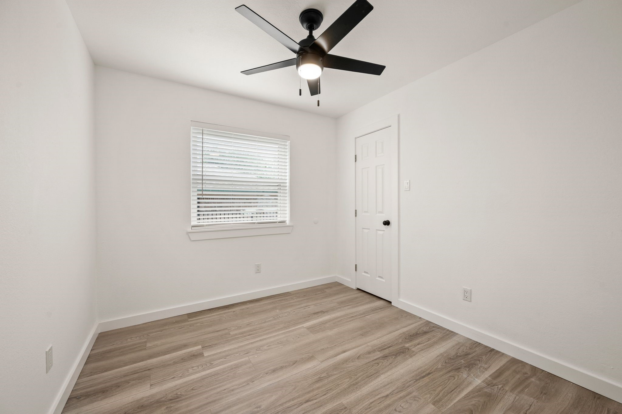 802 Rock Creek Drive Euless TX 76039