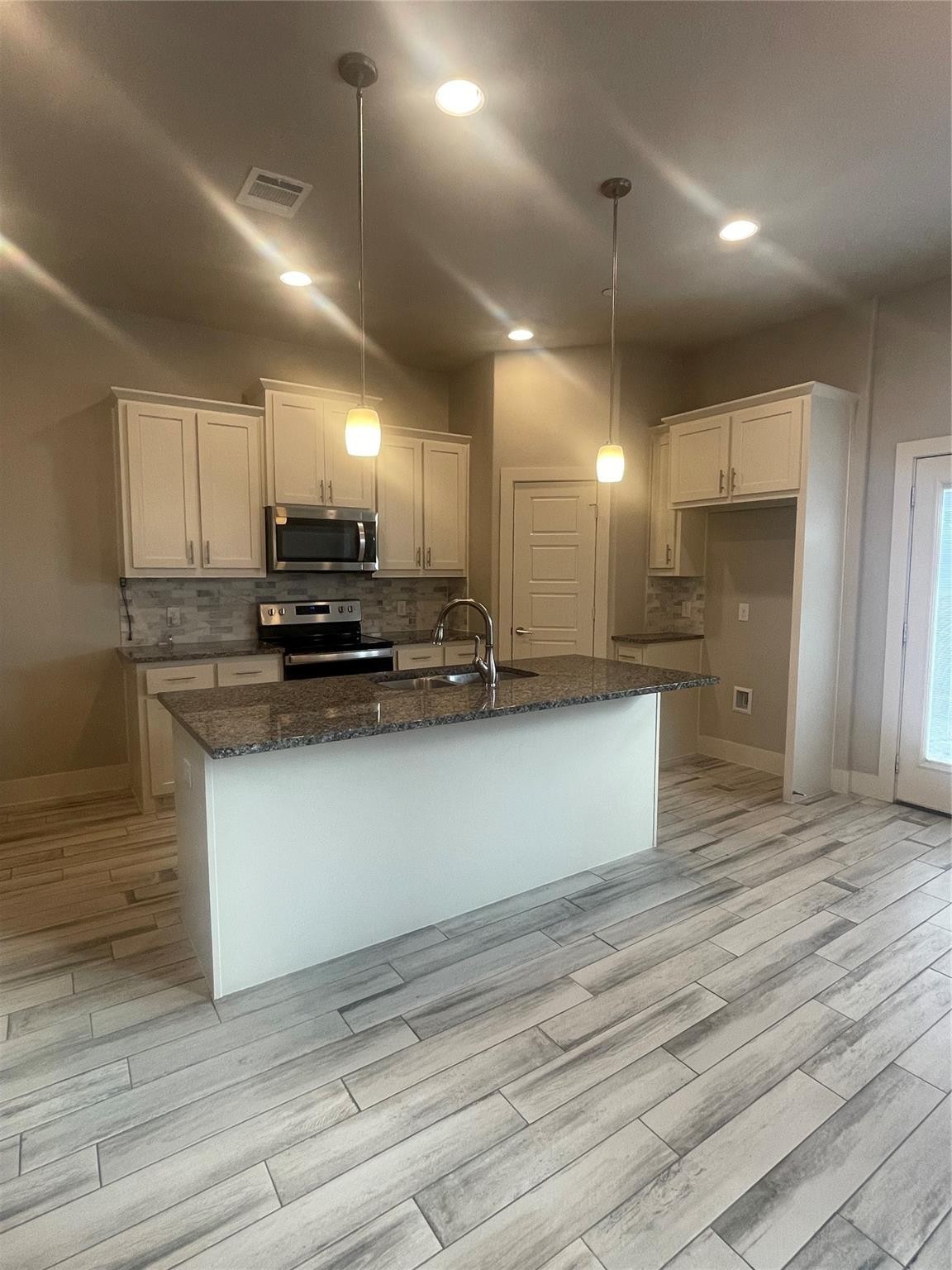 825 Eaglescliffe Landing Wylie TX 75098