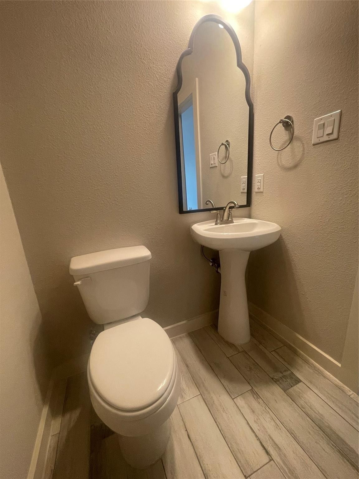 825 Eaglescliffe Landing Wylie TX 75098