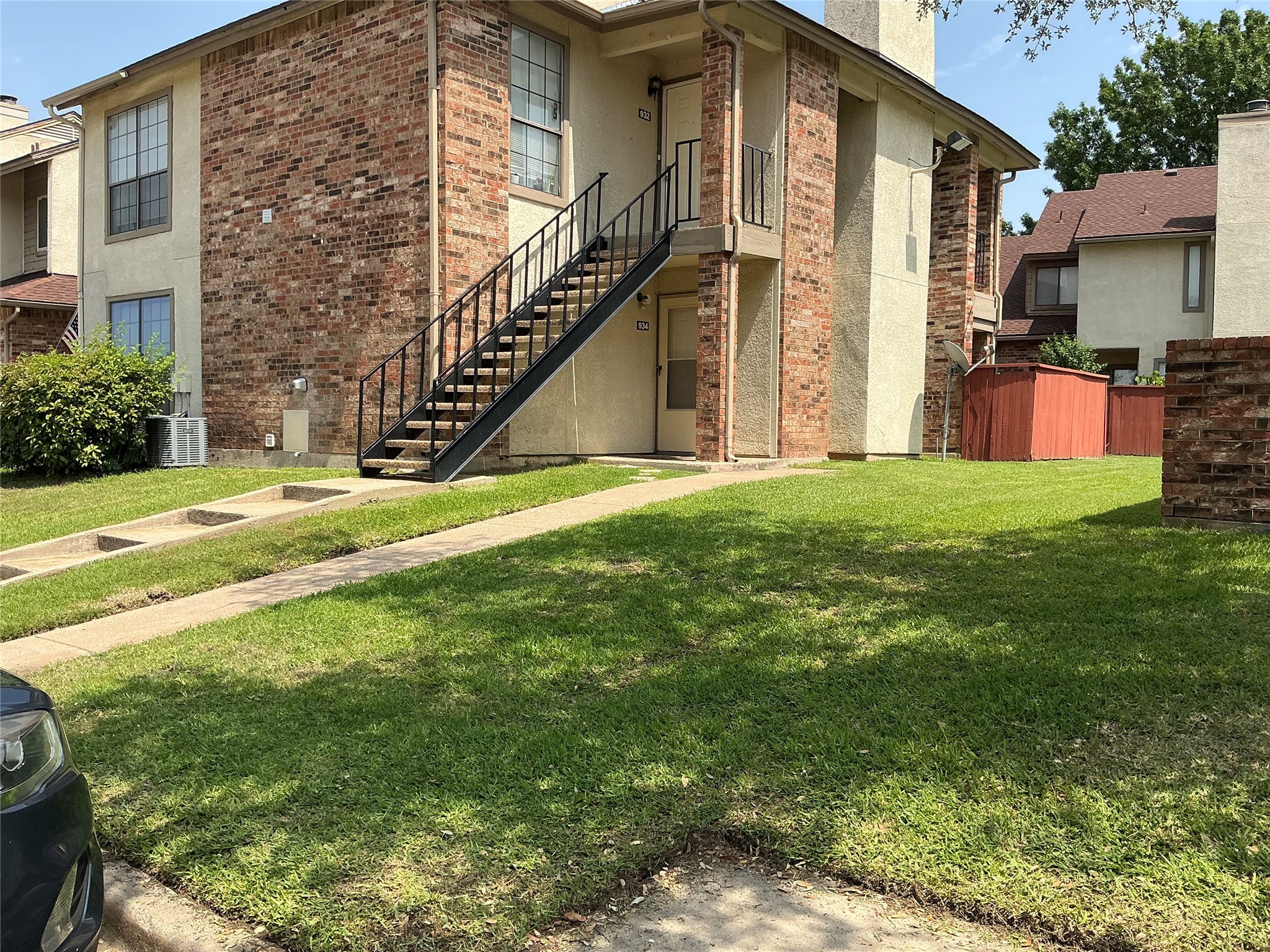 934 Turtle Cove Irving TX 75060