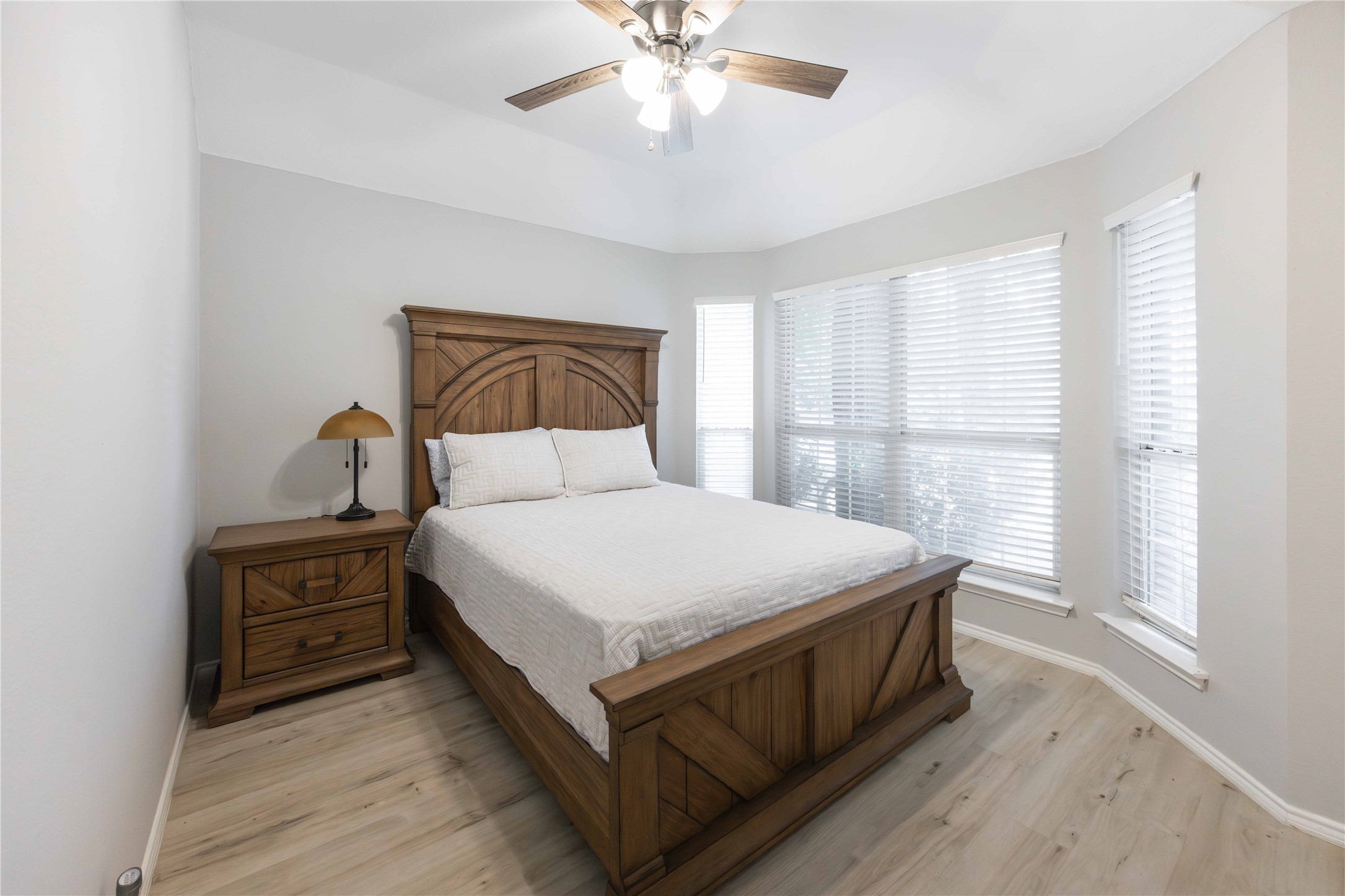 2405 Pinehurst Court Highland Village TX 75077