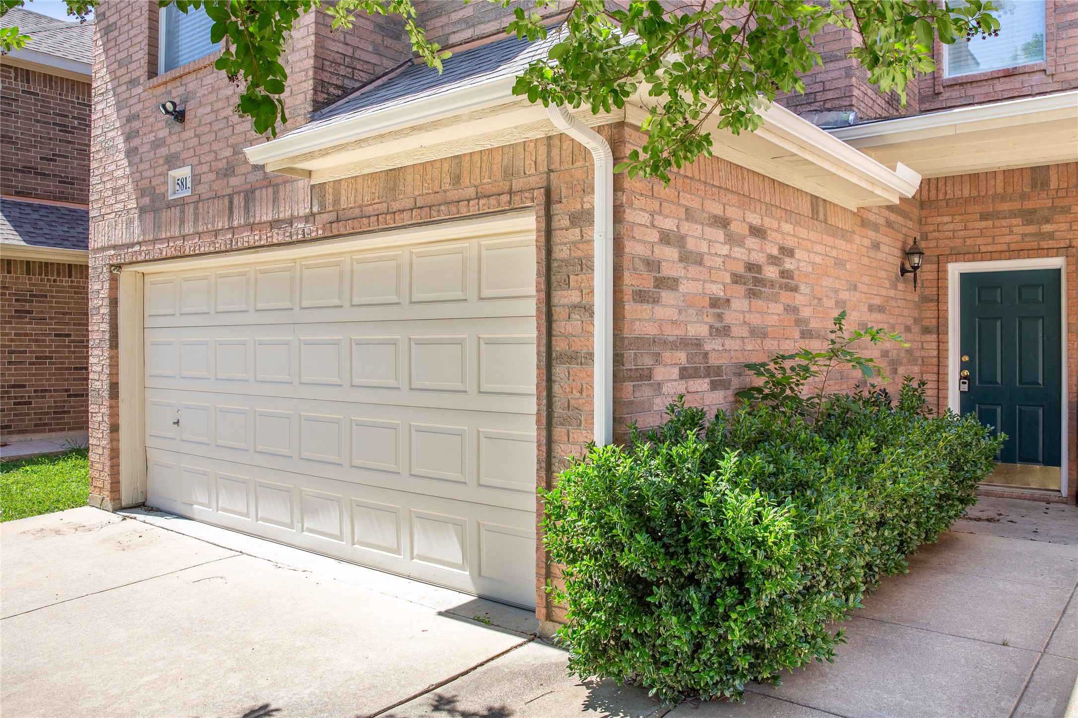5813 Blackmon Court Fort Worth TX 76137