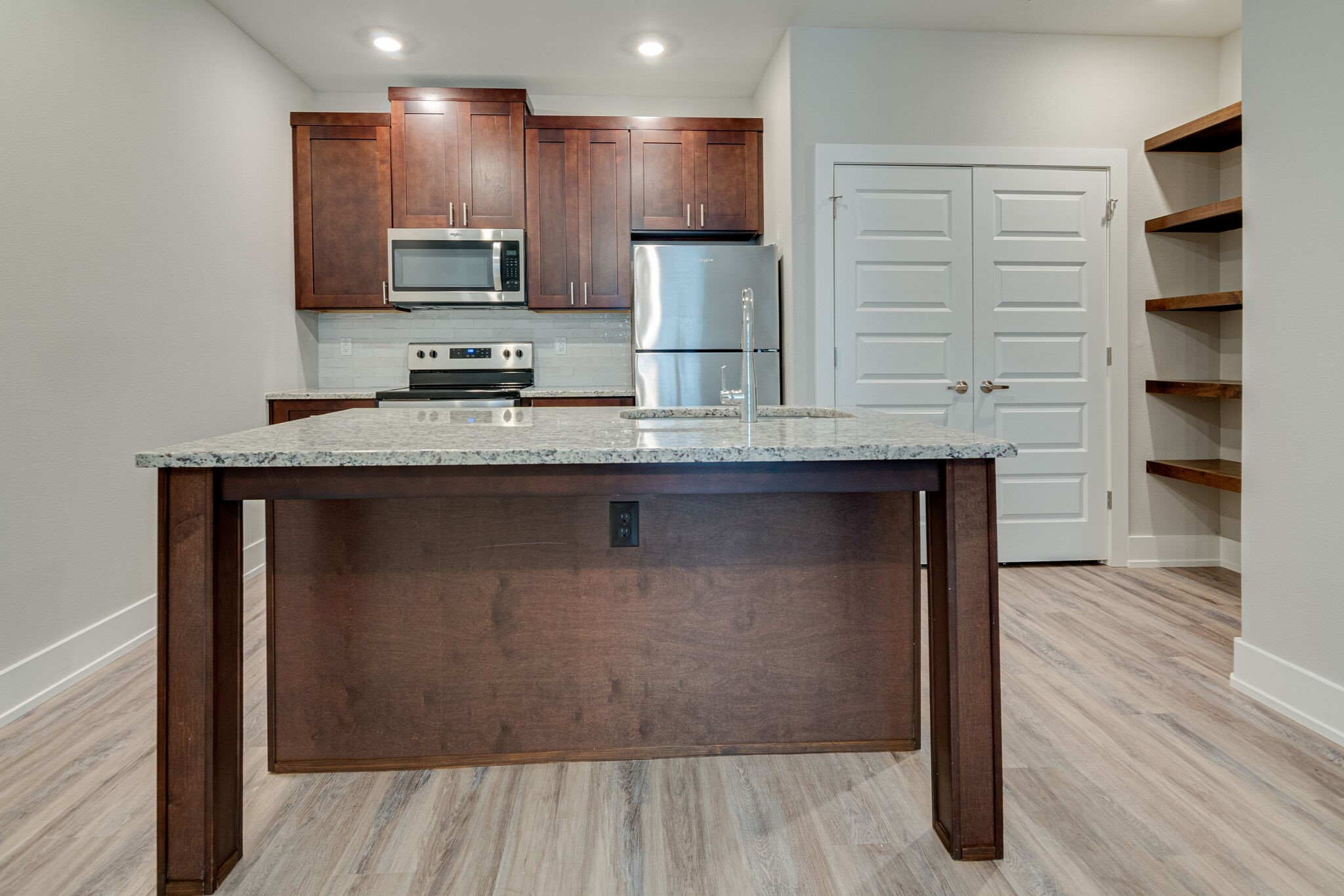 115 W Jones Krum TX 76249