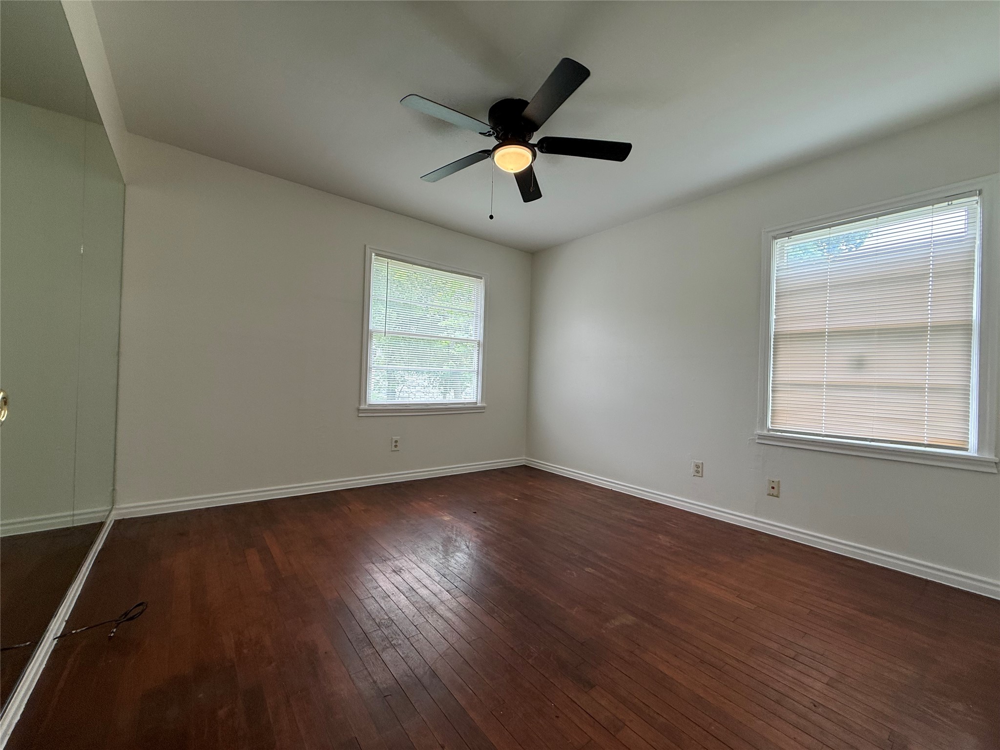 3205 Elva Avenue Dallas TX 75227