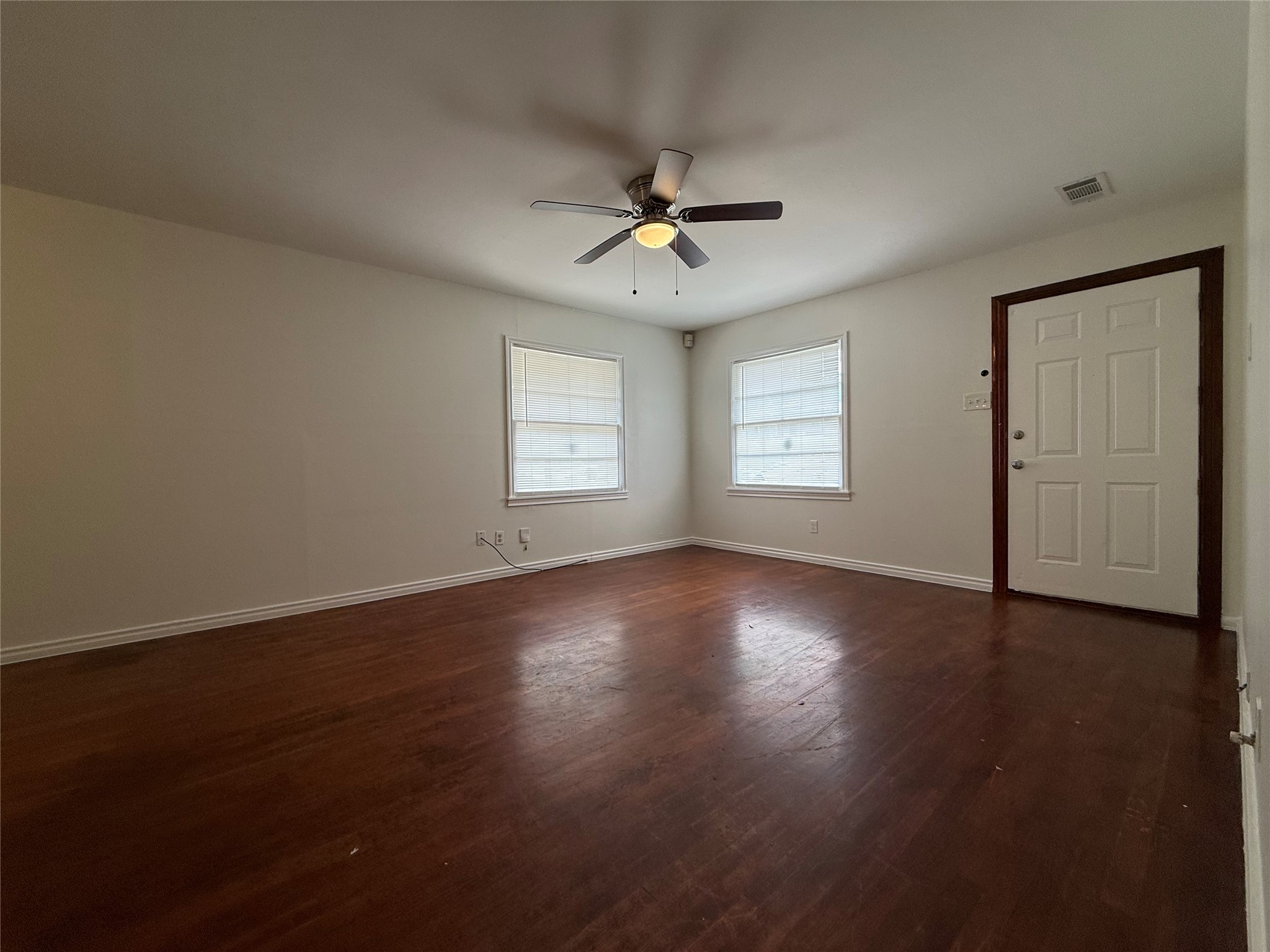 3205 Elva Avenue Dallas TX 75227