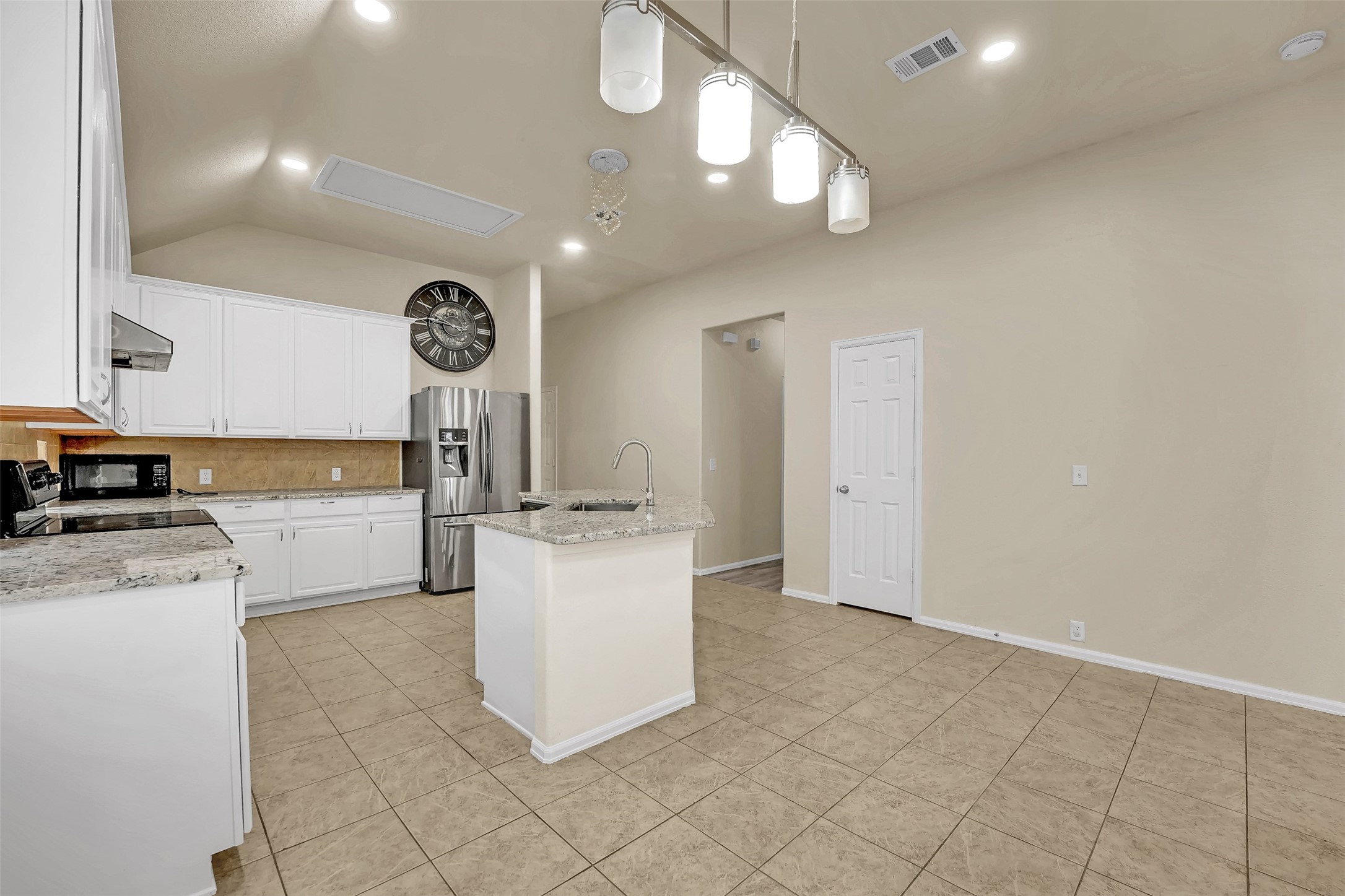 629 Rosarita Road Arlington TX 76002