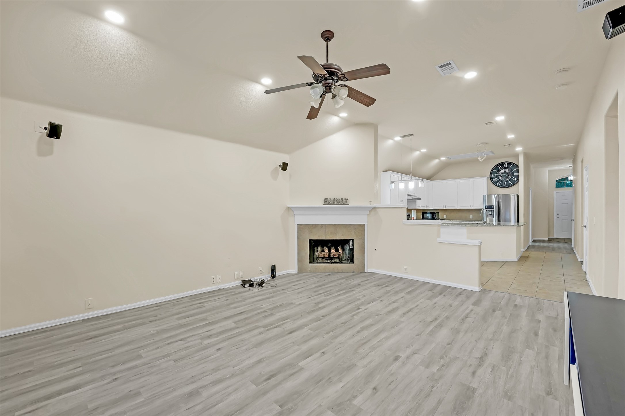 629 Rosarita Road Arlington TX 76002