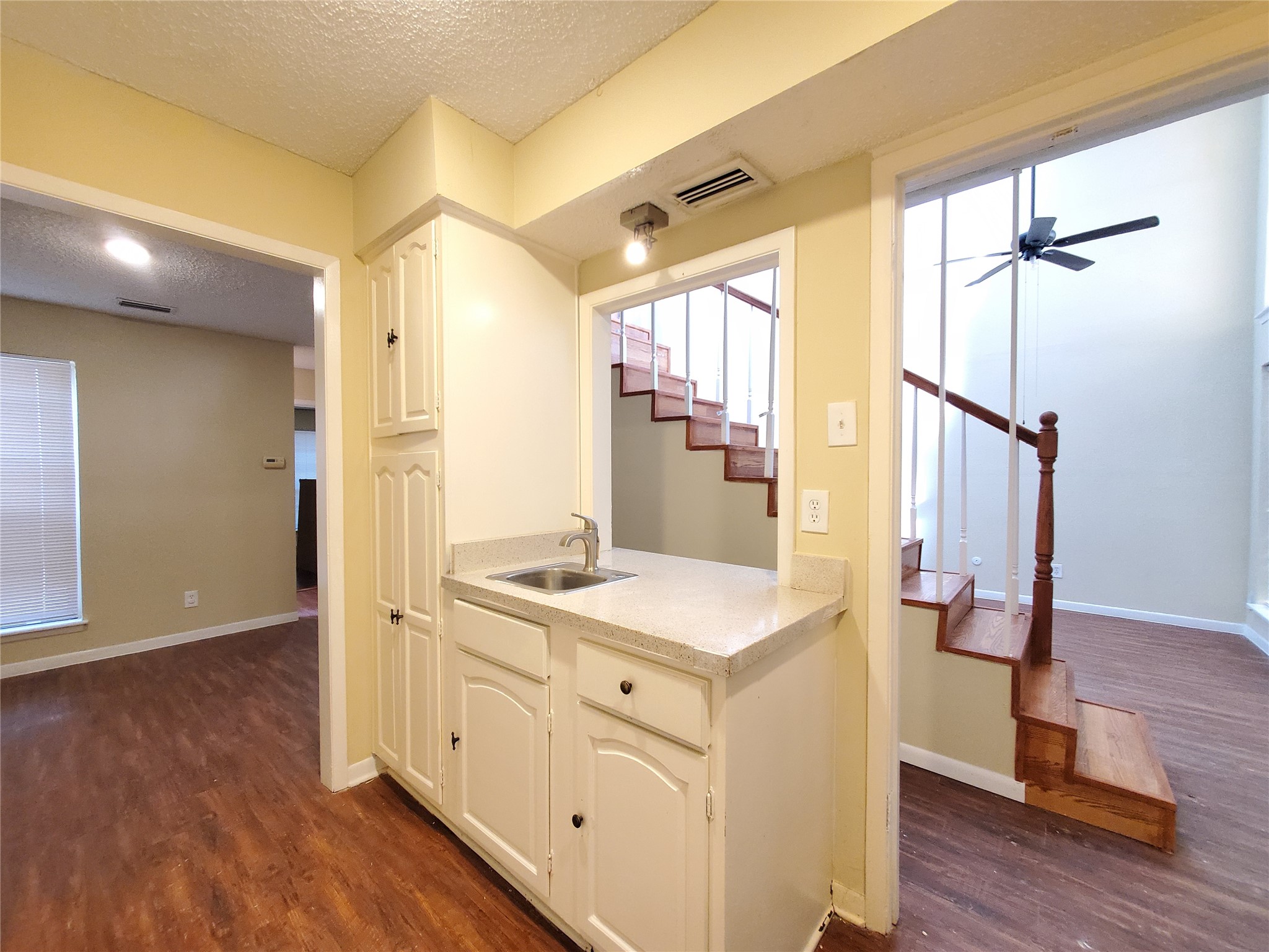 12735 Burninglog Lane Dallas TX 75243