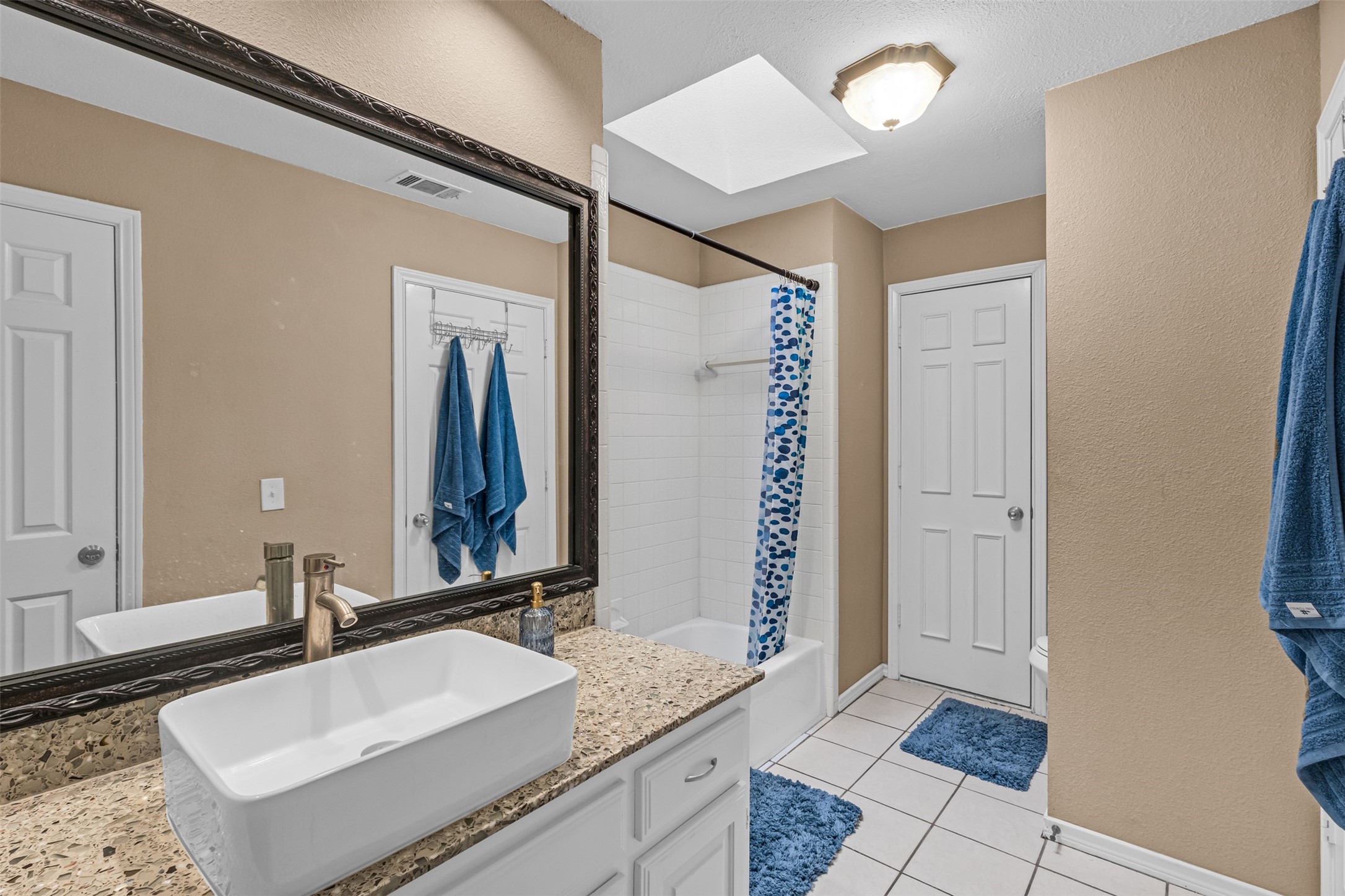 11123 Manorview Circle Dallas TX 75228