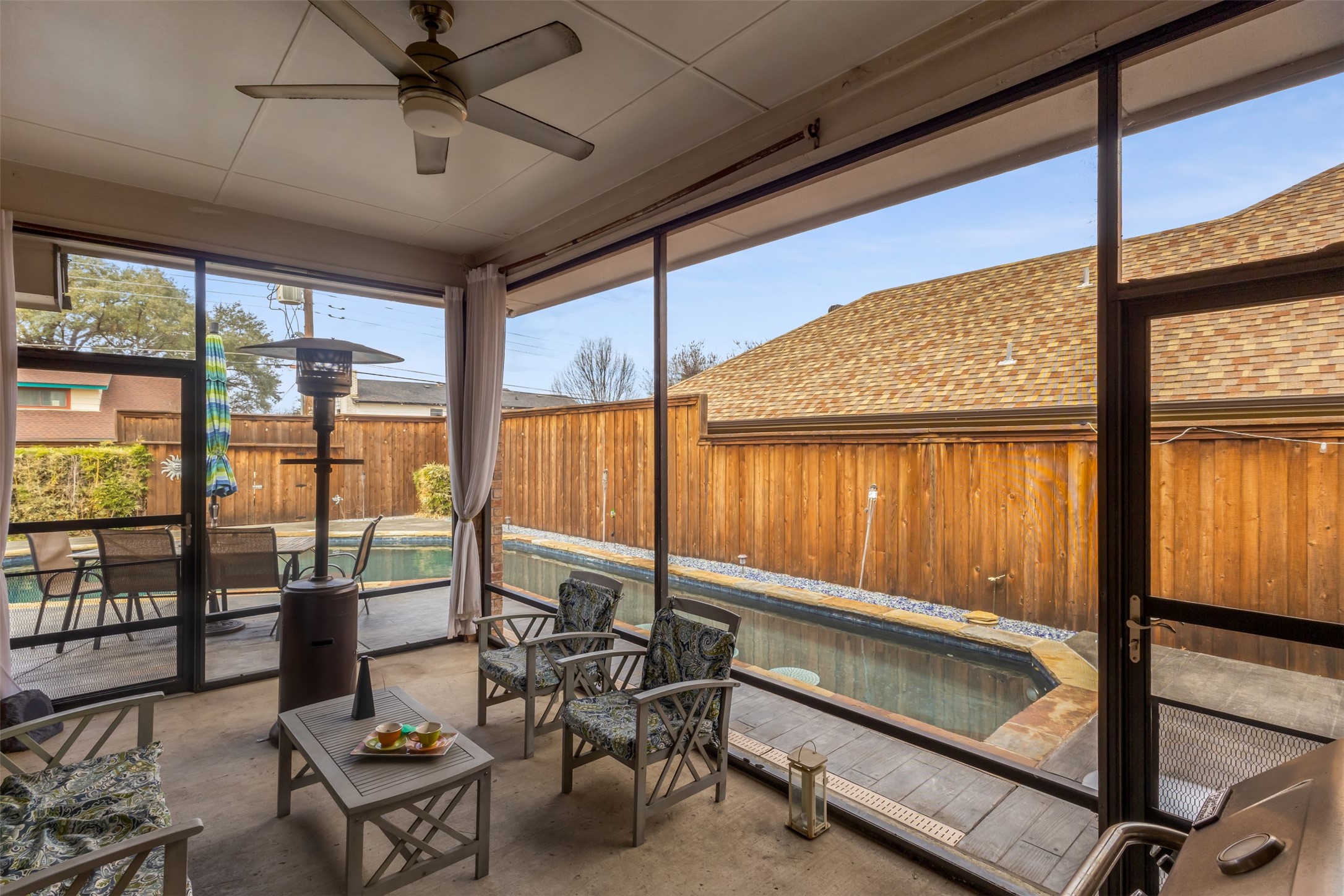 11123 Manorview Circle Dallas TX 75228
