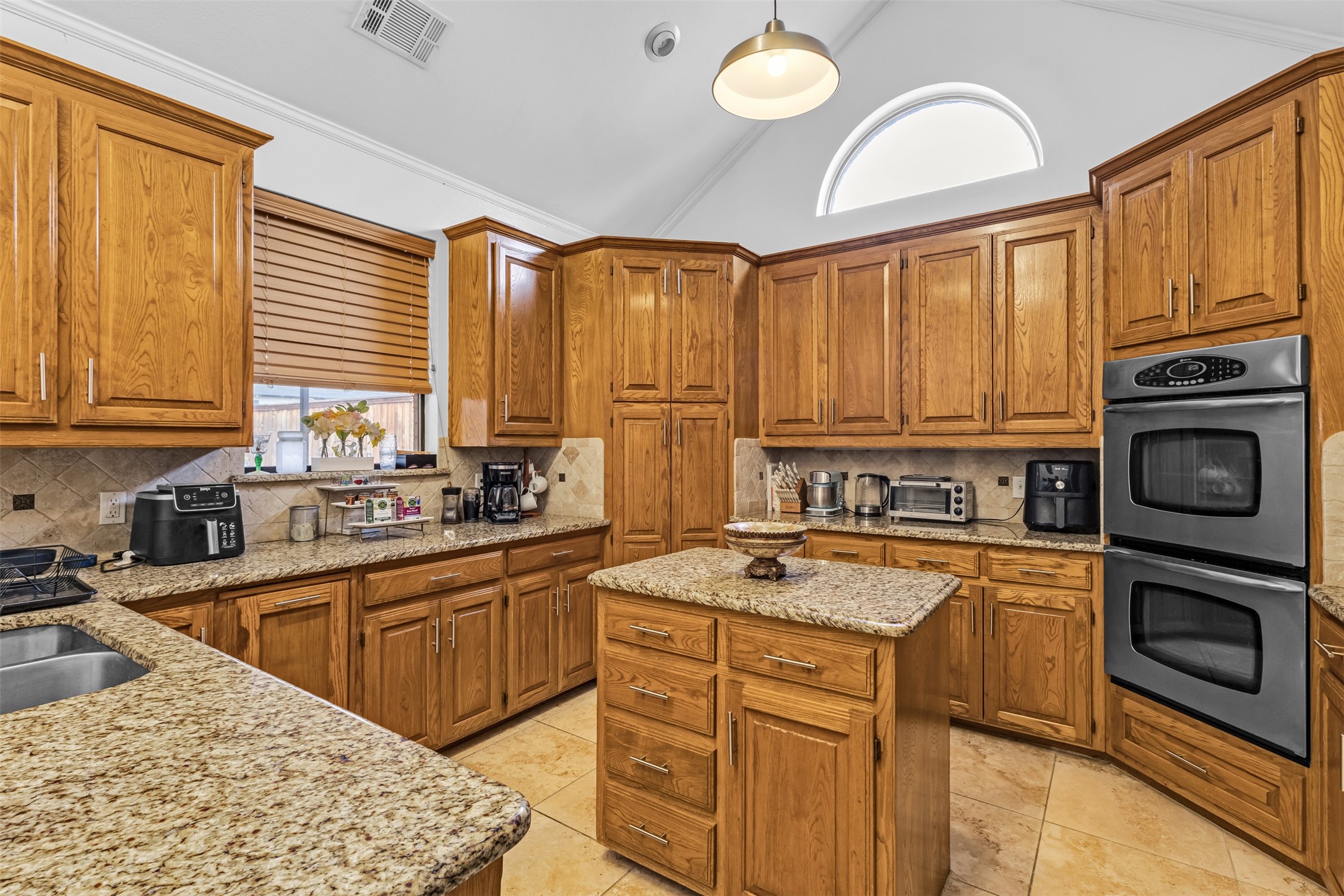 11123 Manorview Circle Dallas TX 75228