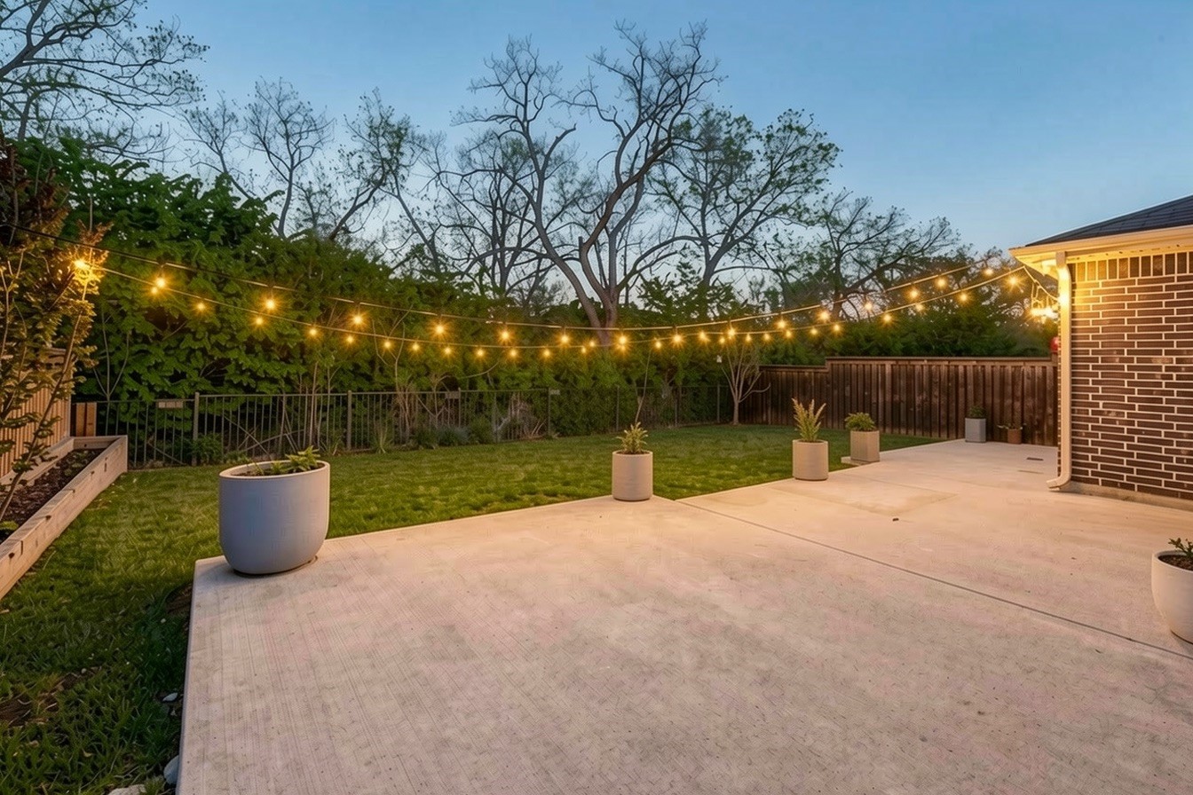 2070 Alamandine Avenue Cross Roads TX 76227