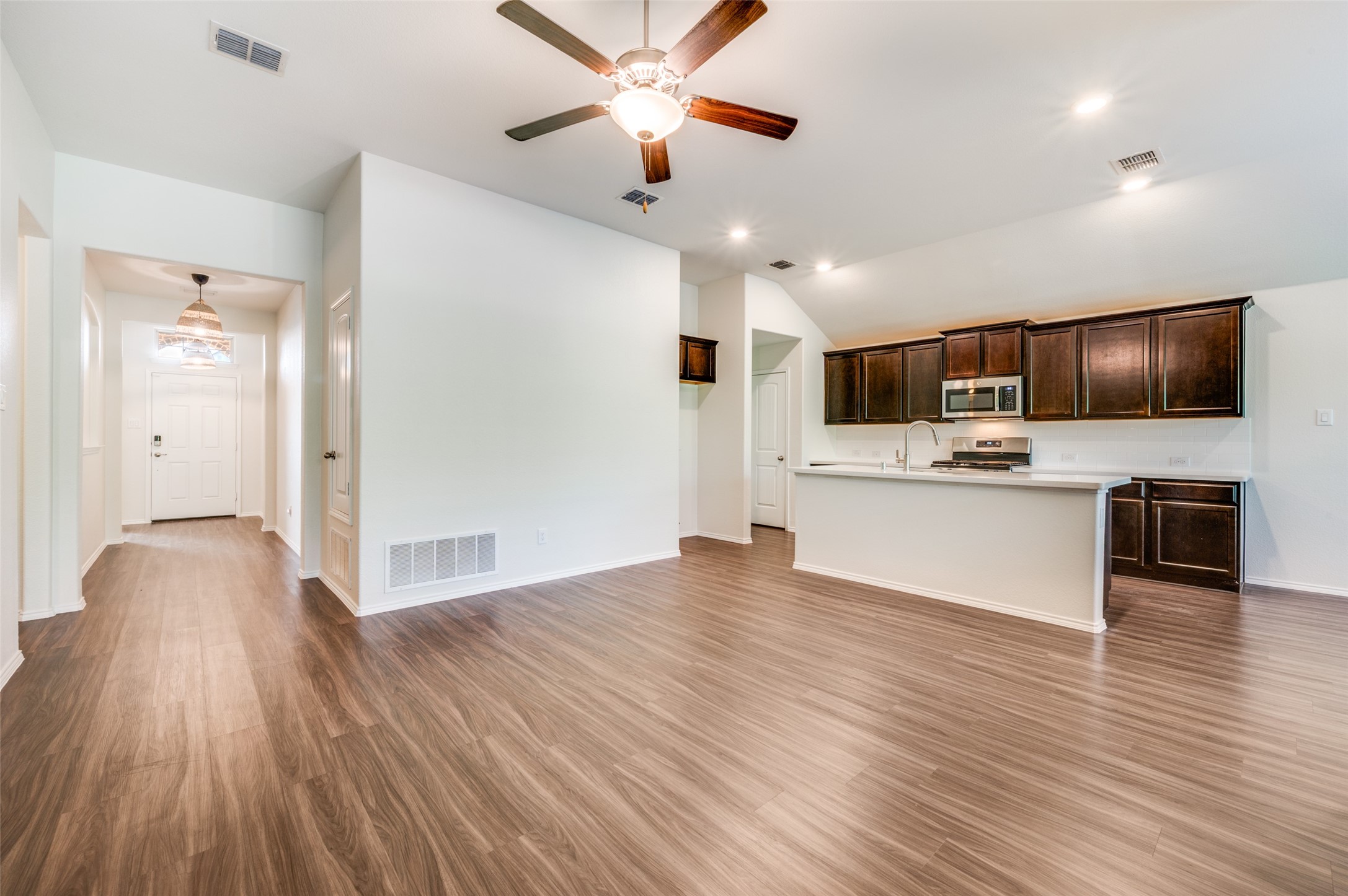 2070 Alamandine Avenue Cross Roads TX 76227