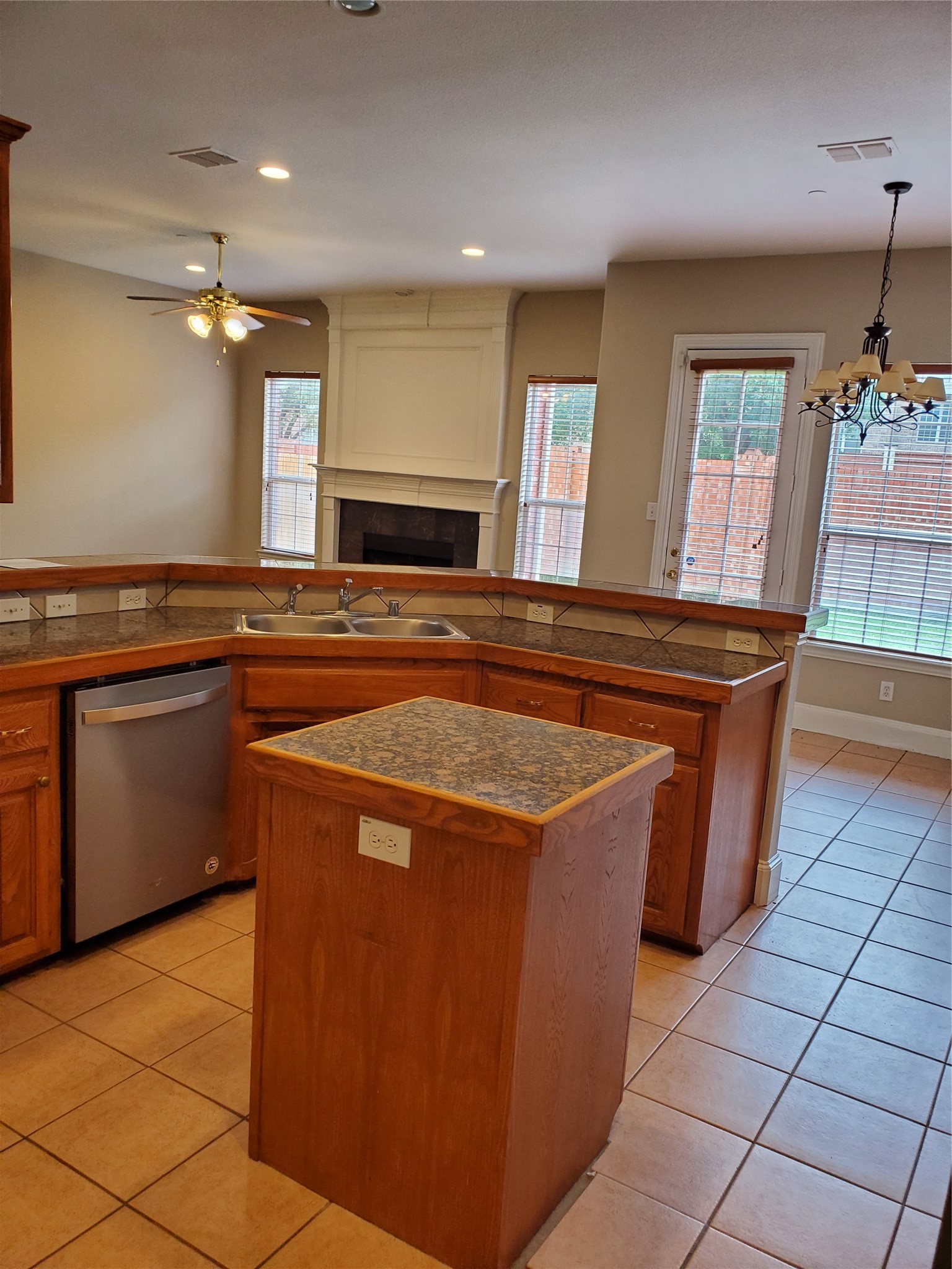 532 Silver Maple Drive Irving TX 75063