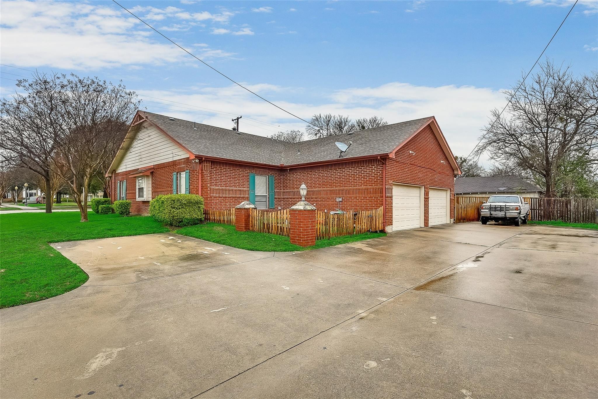 300 E Main Street Lancaster TX 75146