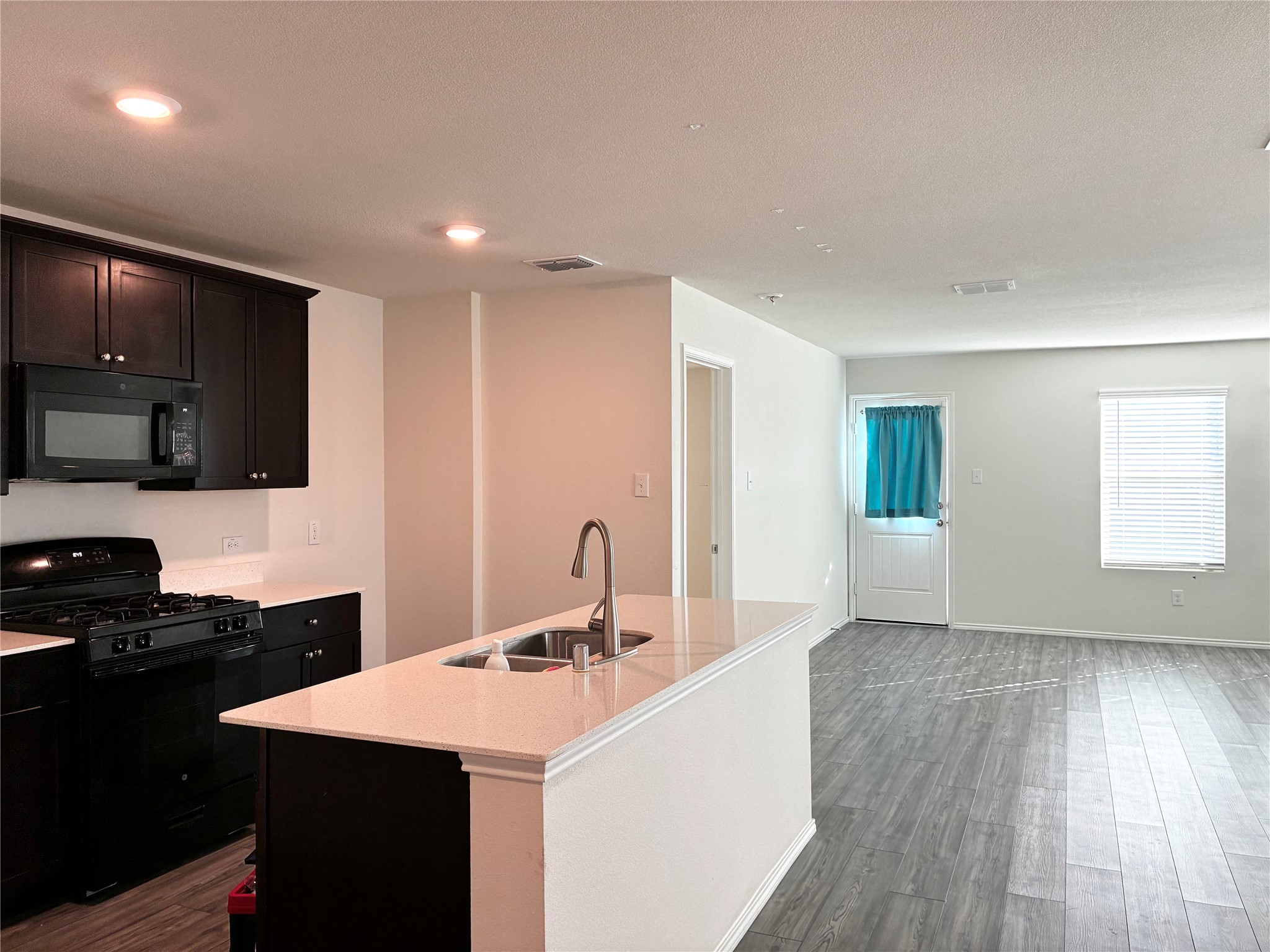 409 Buckeye Avenue Princeton TX 75407