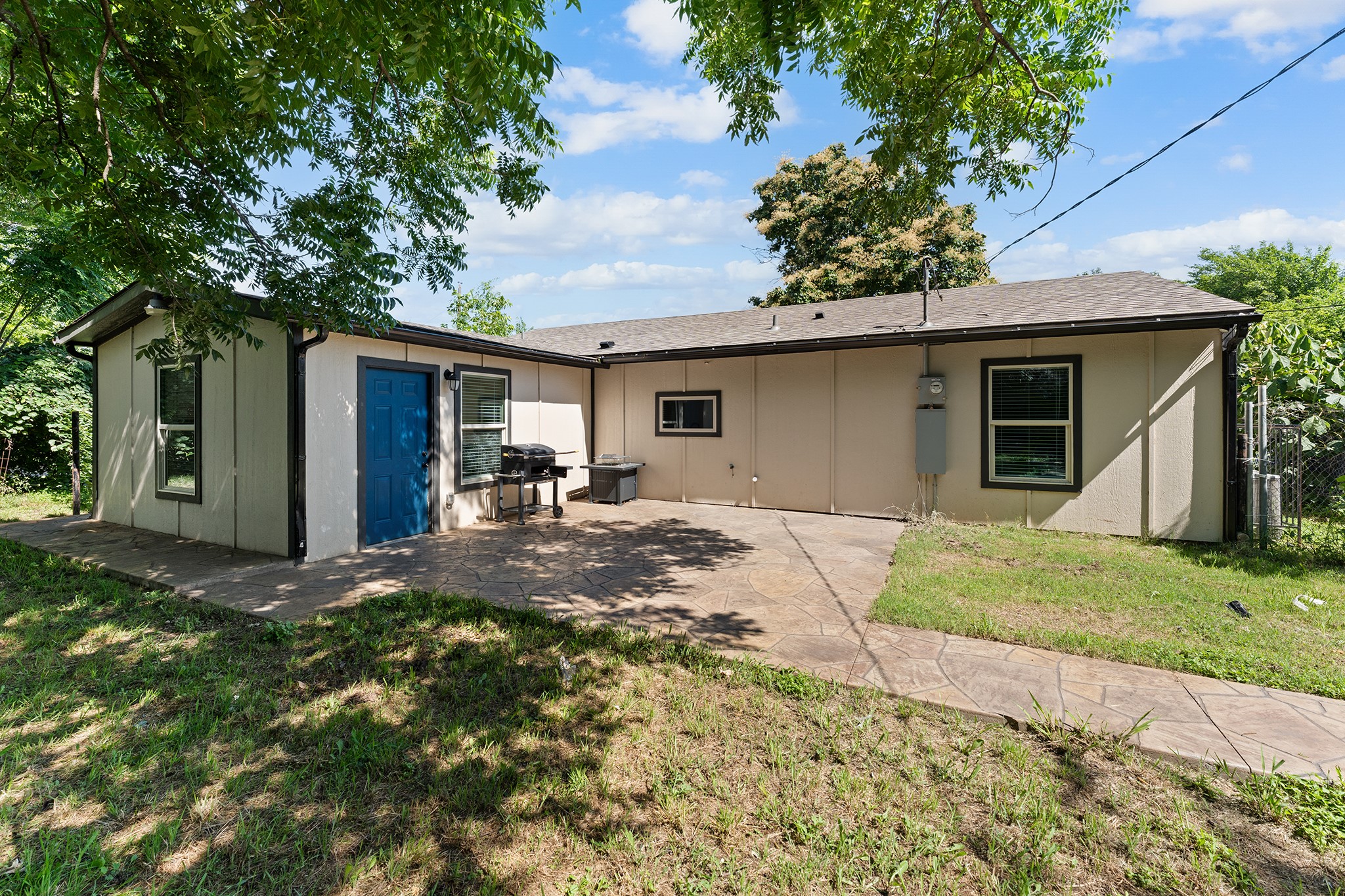 3806 Castle Hills Drive Dallas TX 75241