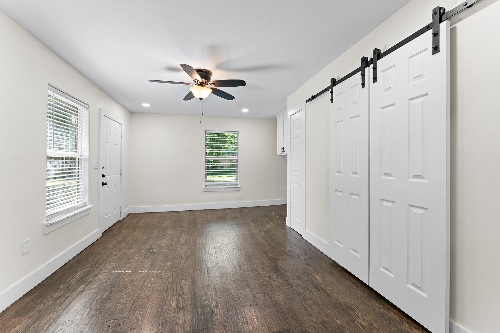 3806 Castle Hills Drive Dallas TX 75241