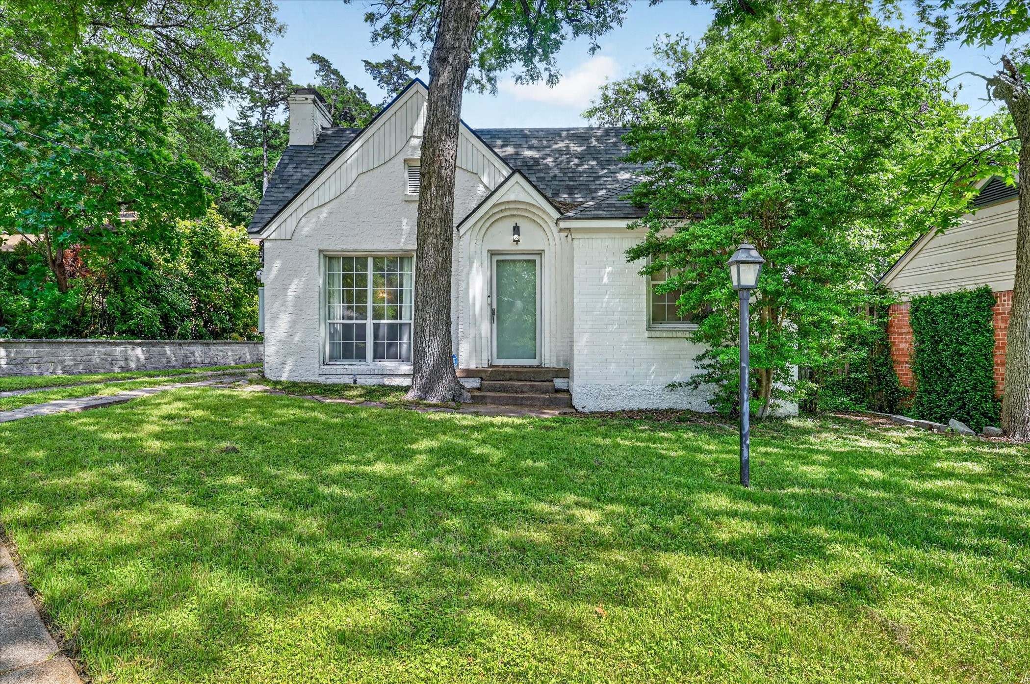 304 Appian Way Dallas TX 75216