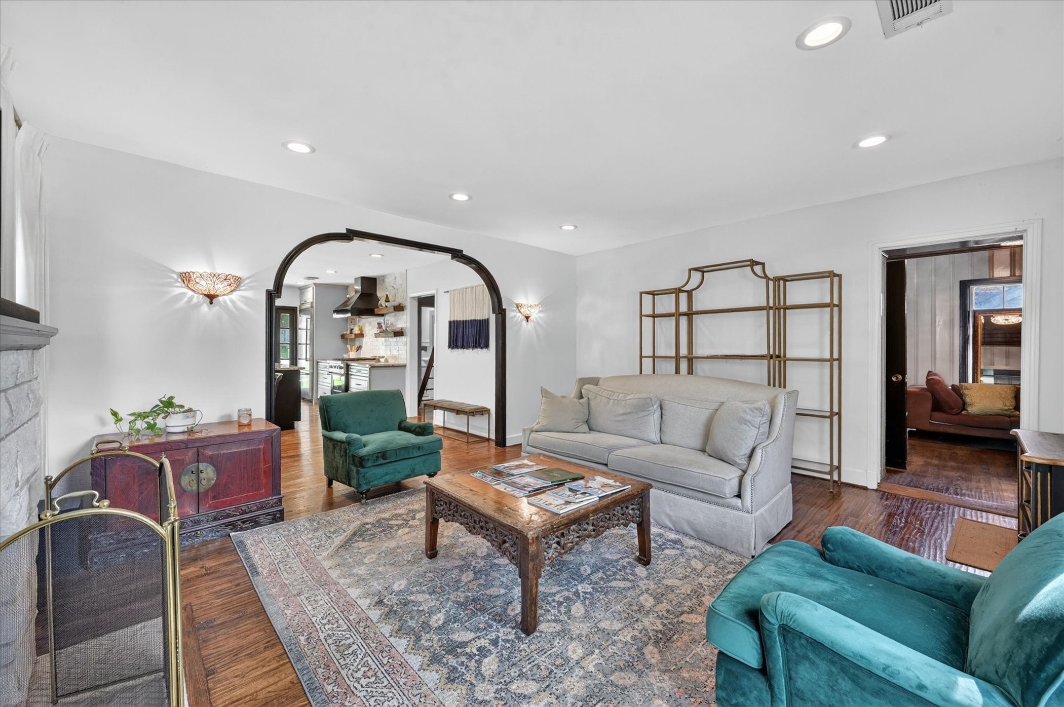 304 Appian Way Dallas TX 75216