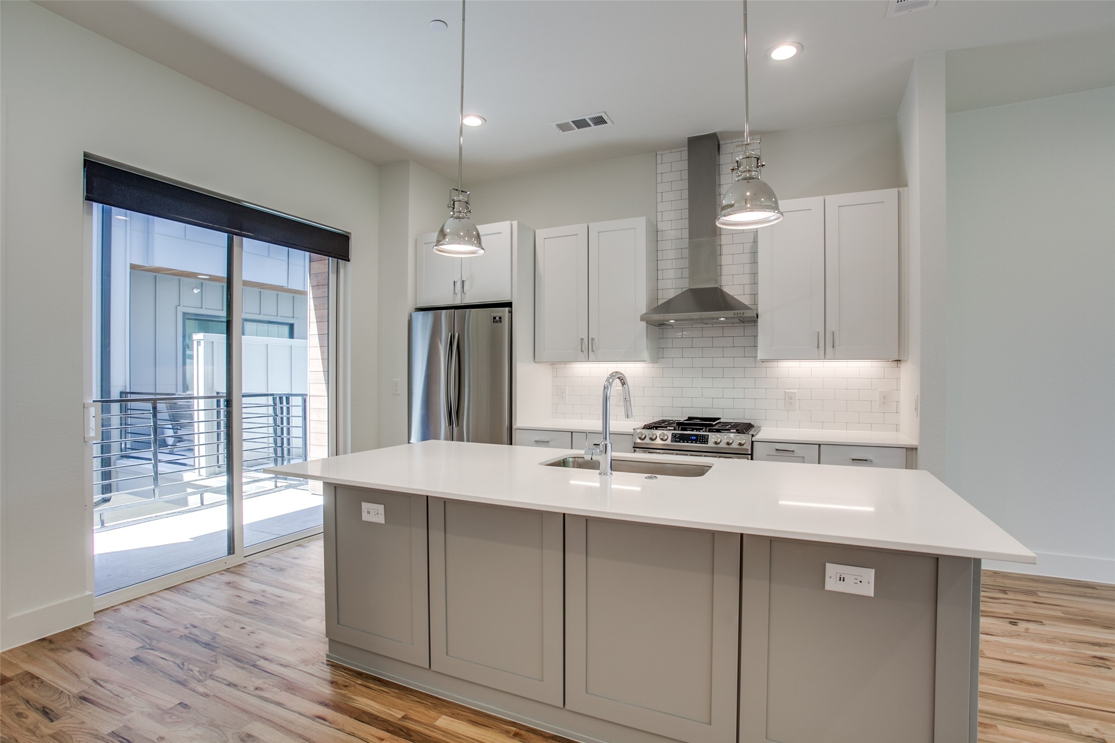 4419 Cabell Drive Dallas TX 75204