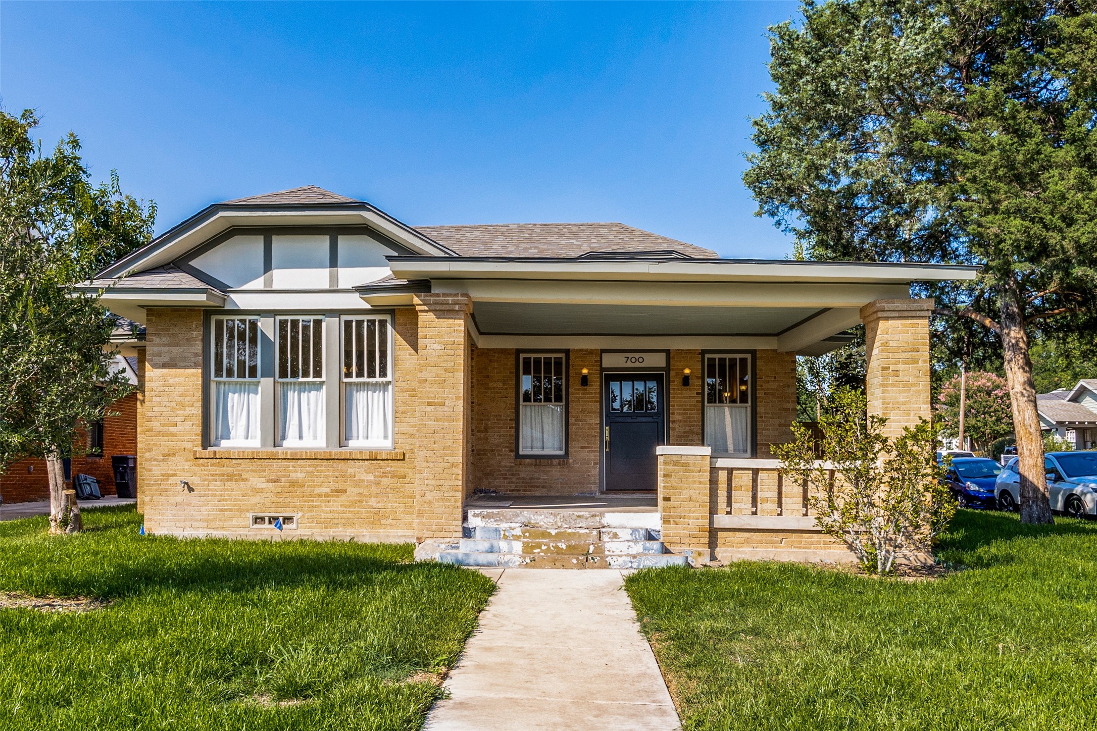 700 Dumas Street Dallas TX 75214
