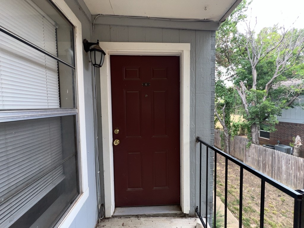 219 Fry Street Denton TX 76201
