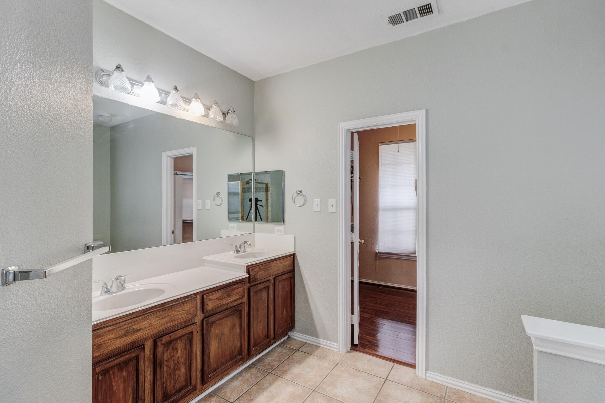 4521 Highridge Drive The Colony TX 75056