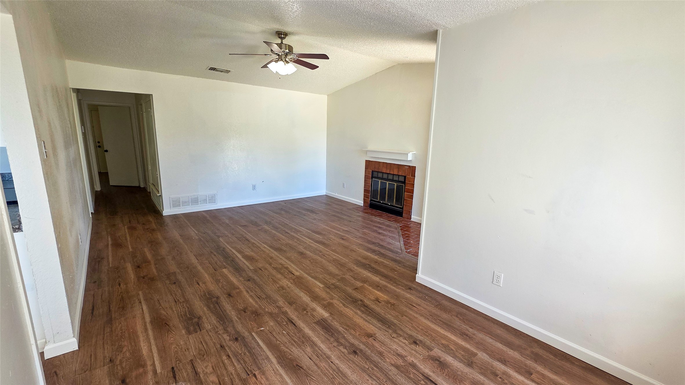 741 Woodland Court Kennedale TX 76060