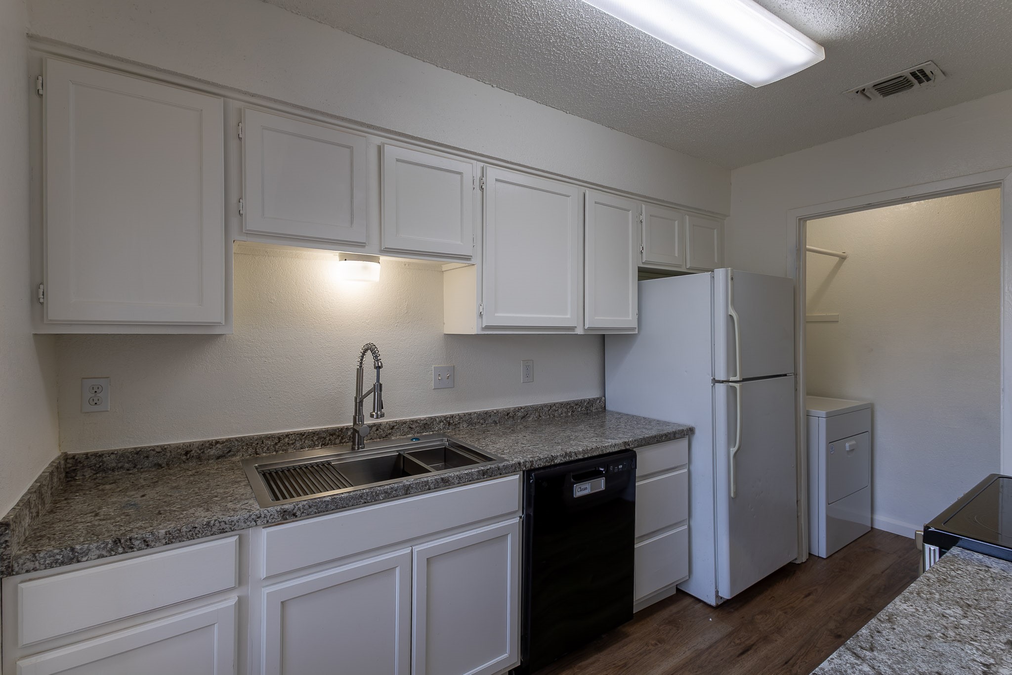 741 Woodland Court Kennedale TX 76060