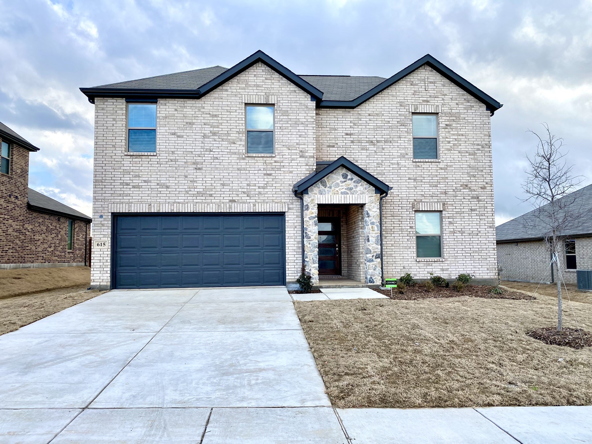 615 Metallic Tree Lane Van Alstyne TX 75495