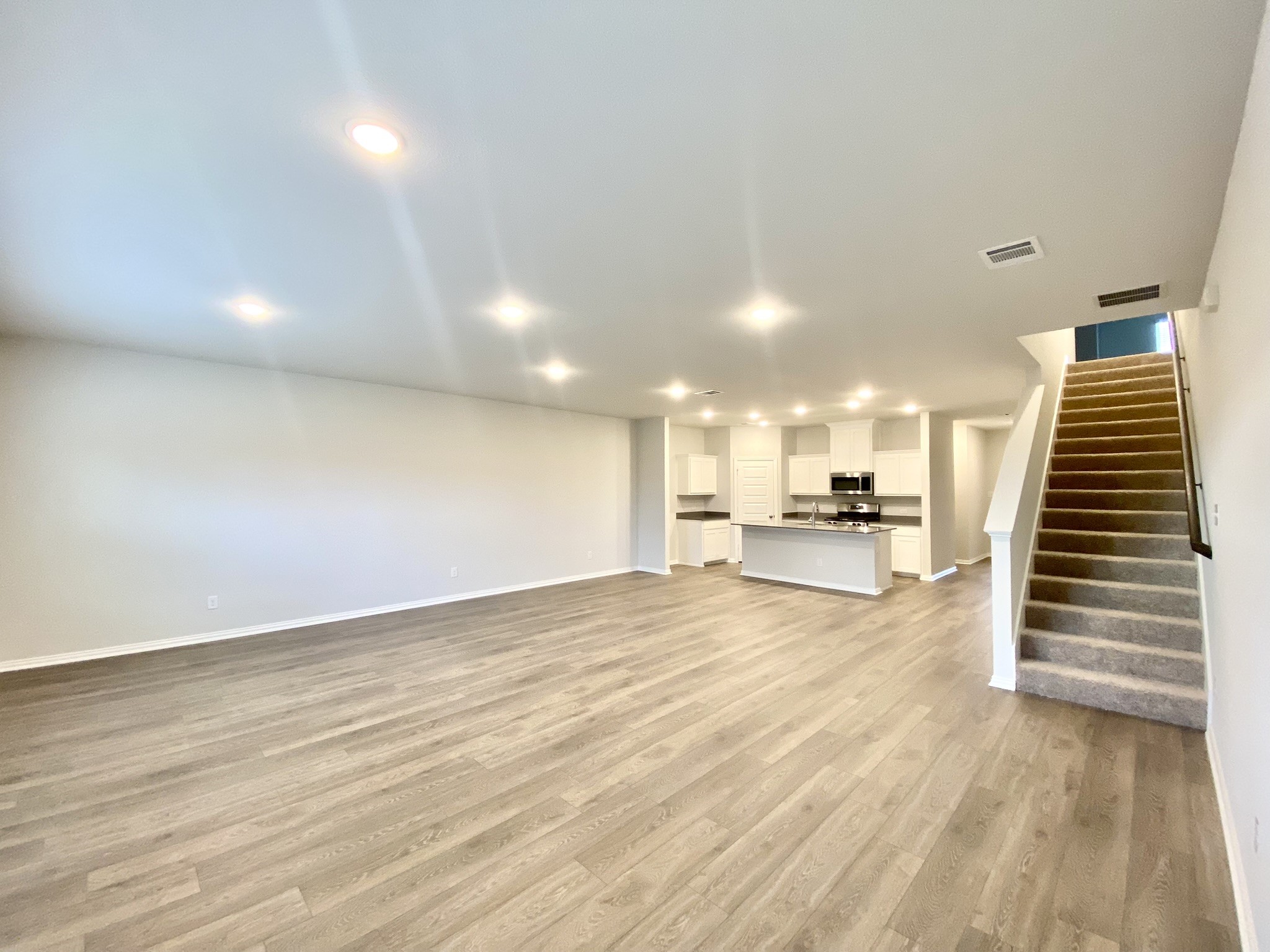 615 Metallic Tree Lane Van Alstyne TX 75495