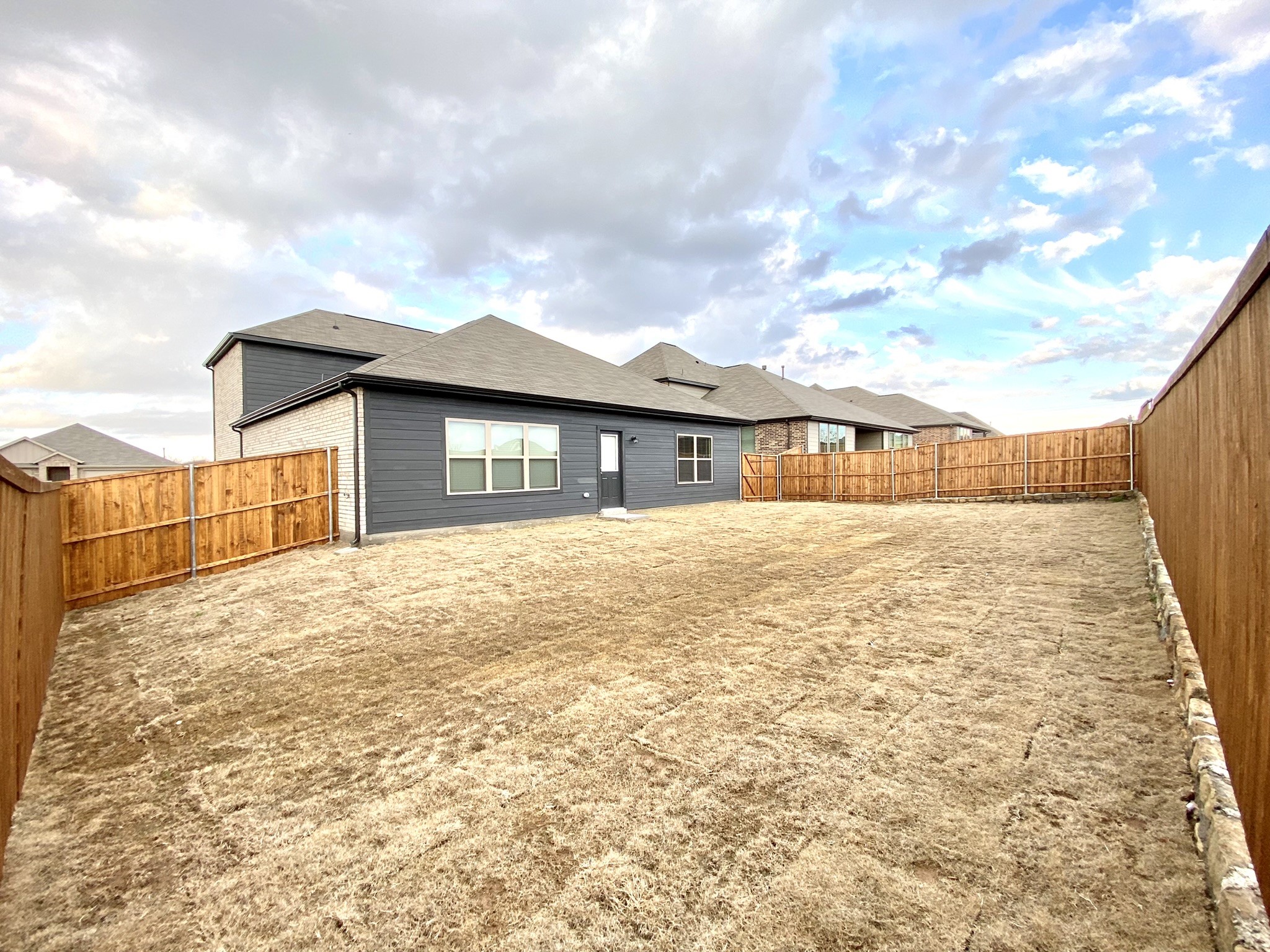 615 Metallic Tree Lane Van Alstyne TX 75495