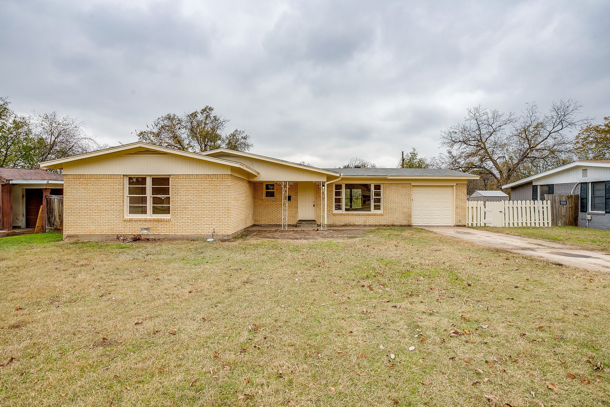 4315 Mackey Drive North Richland Hills TX 76180