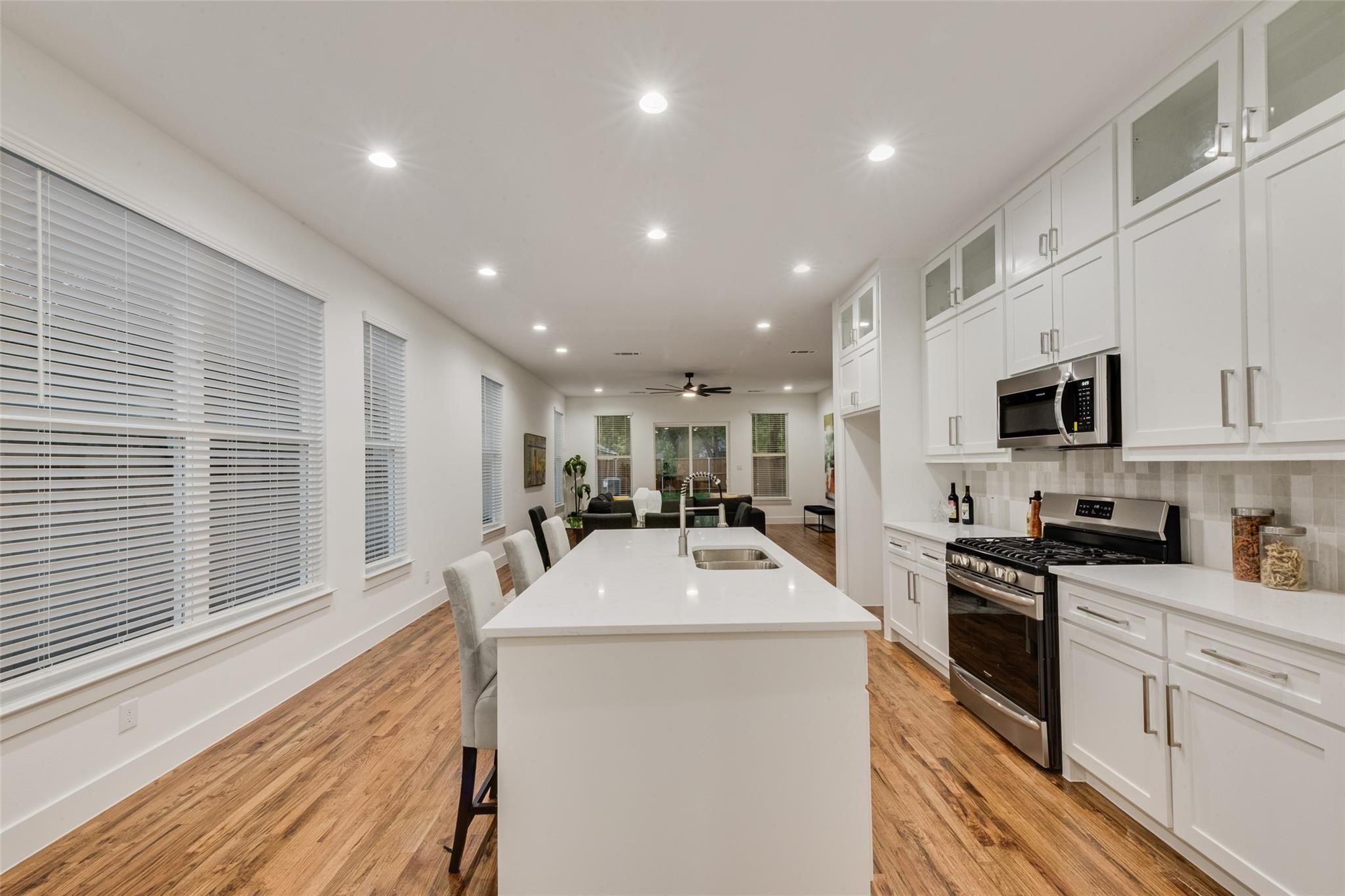 217 W Yarmouth Street Dallas TX 75208