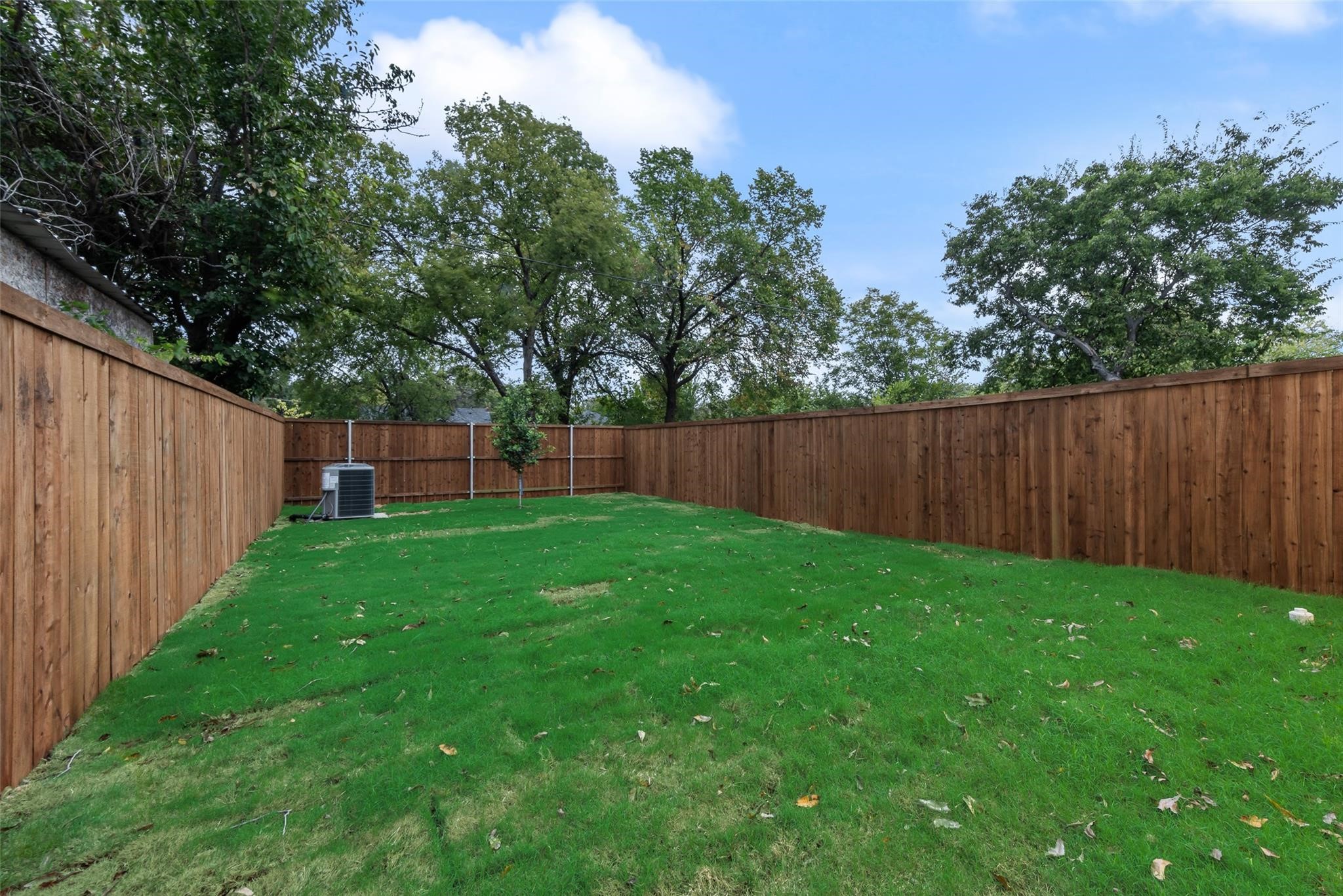 217 W Yarmouth Street Dallas TX 75208