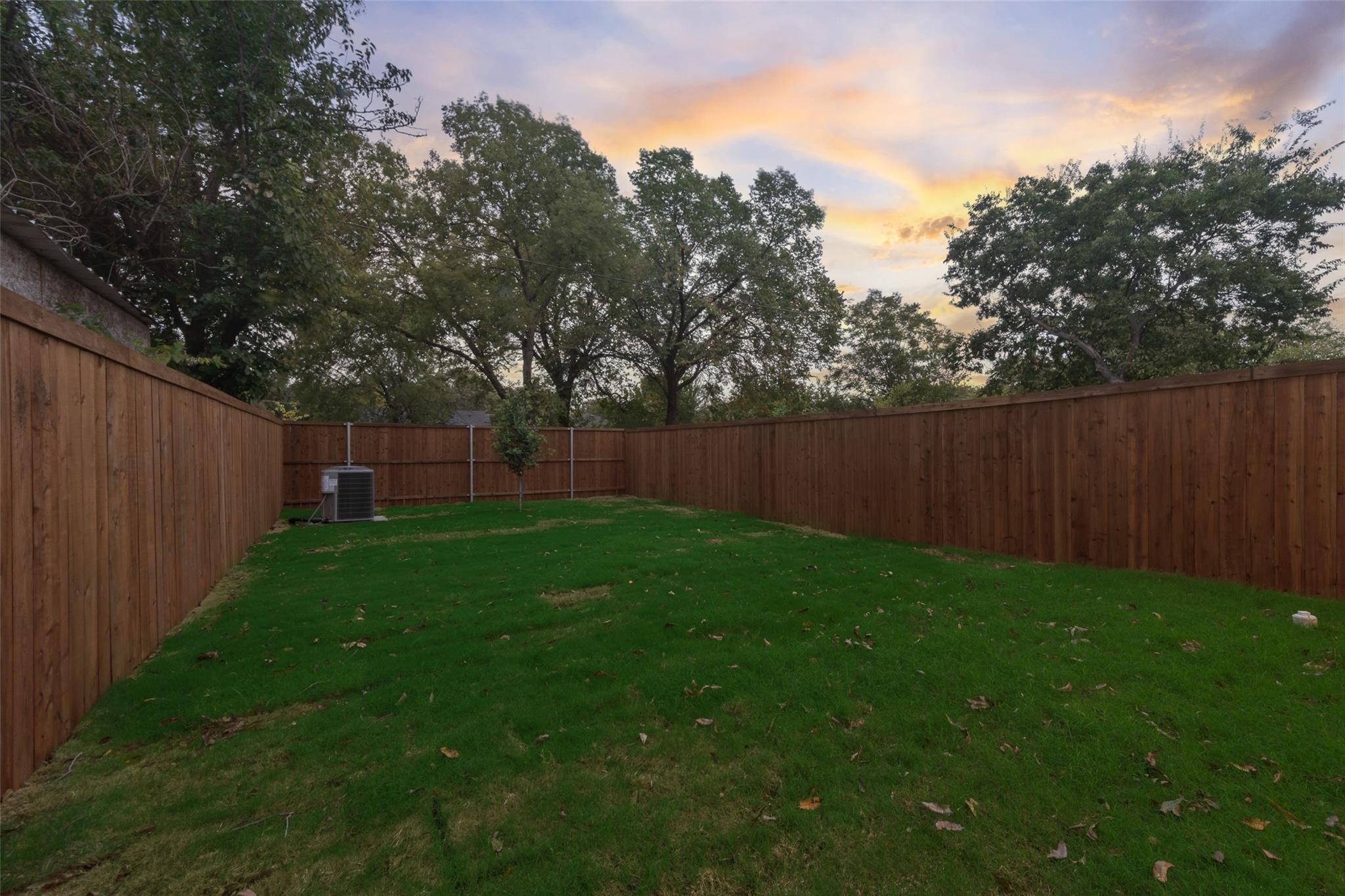 217 W Yarmouth Street Dallas TX 75208