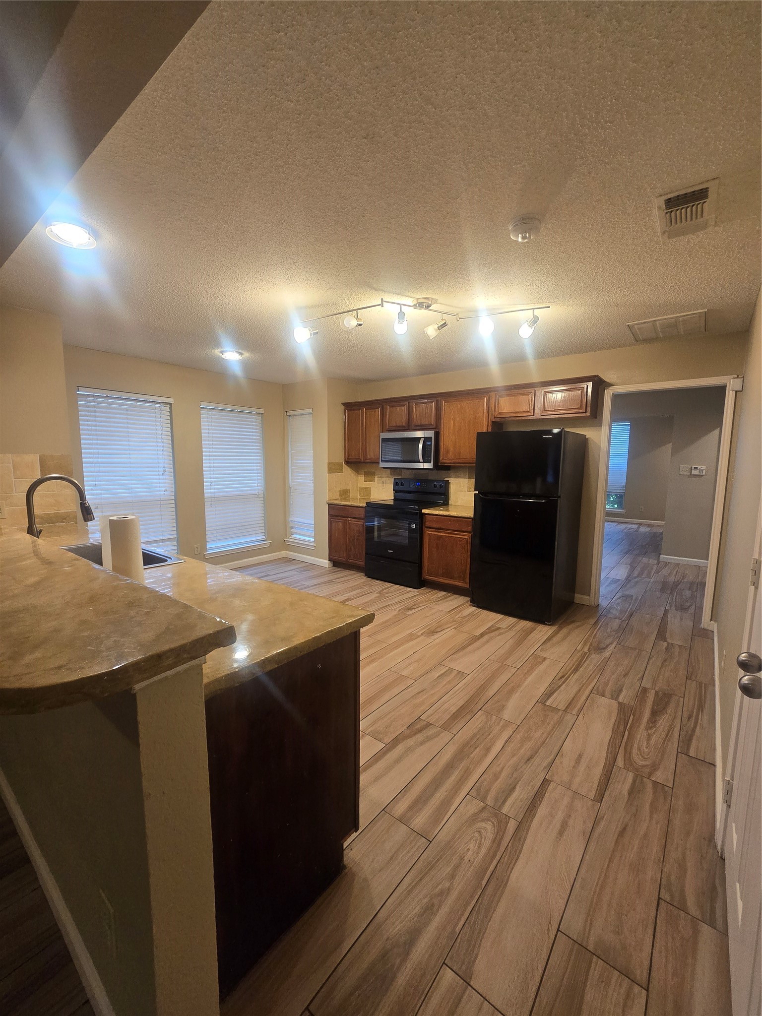 7513 Beverly Drive Rowlett TX 75089