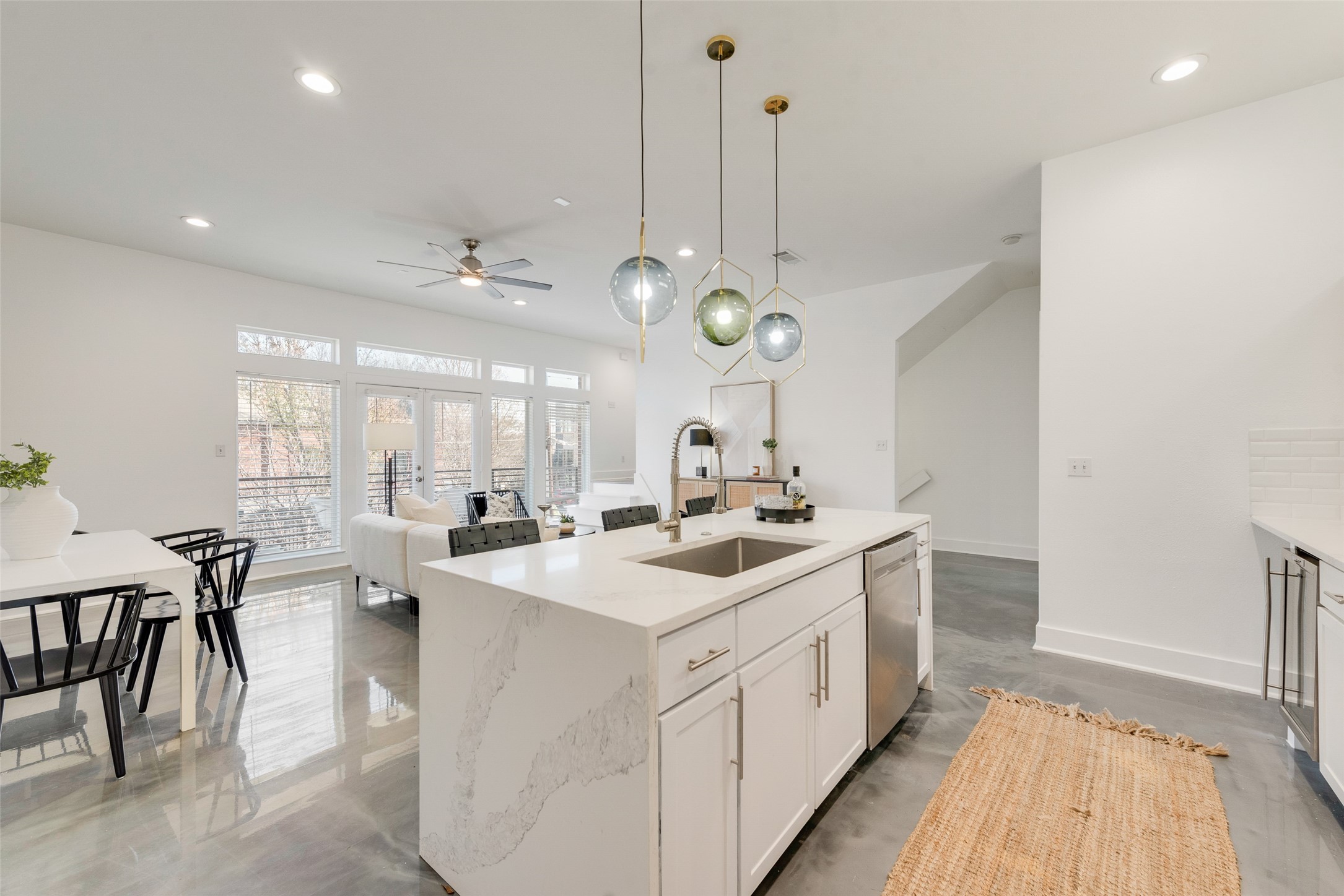 5711 Ross Avenue Dallas TX 75206