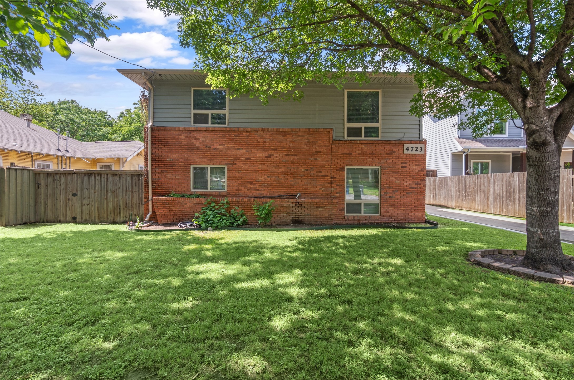 4723 Victor Street Dallas TX 75246