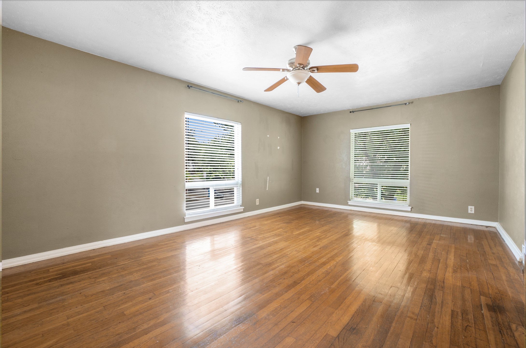 4723 Victor Street Dallas TX 75246
