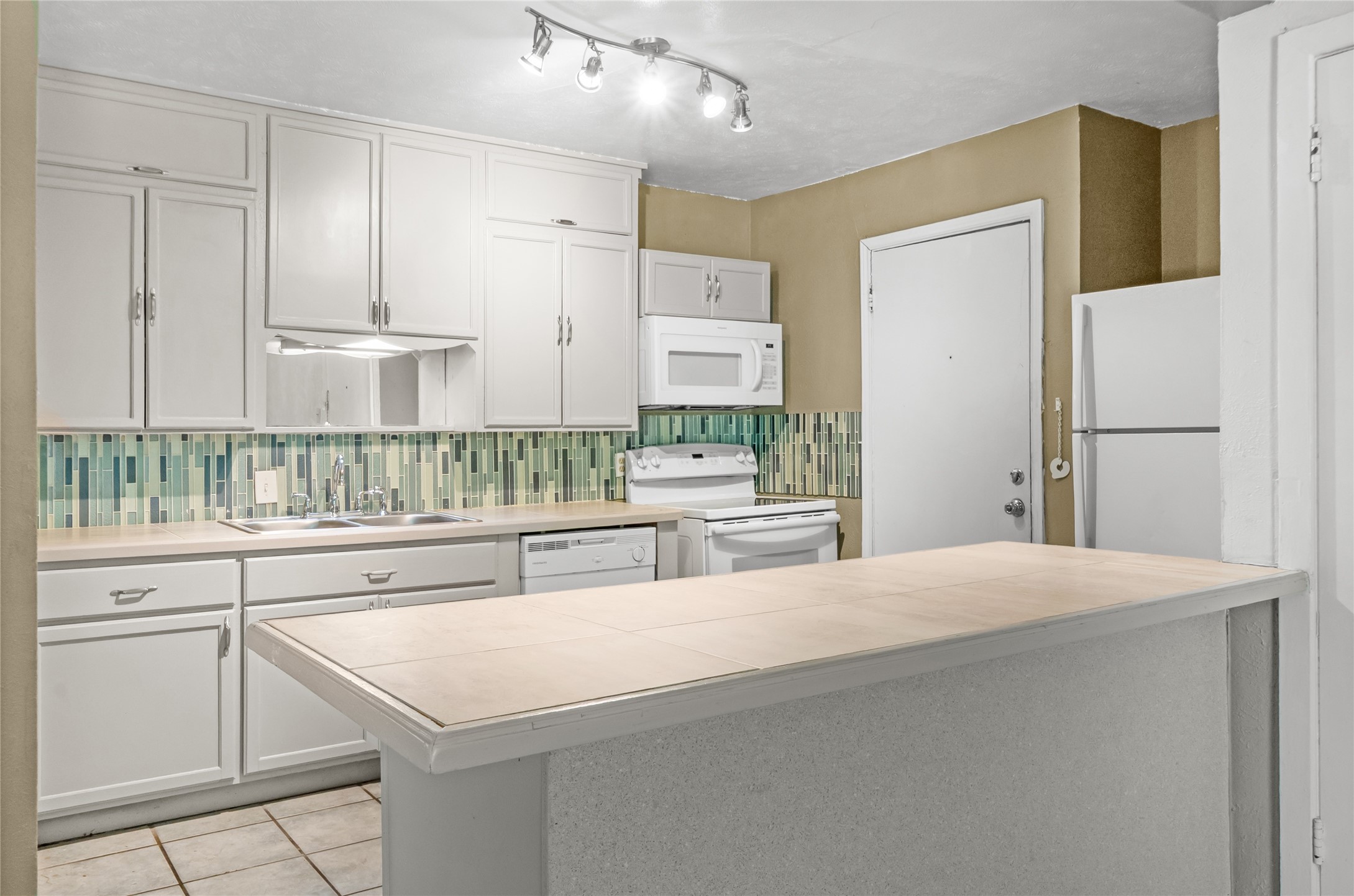 4723 Victor Street Dallas TX 75246