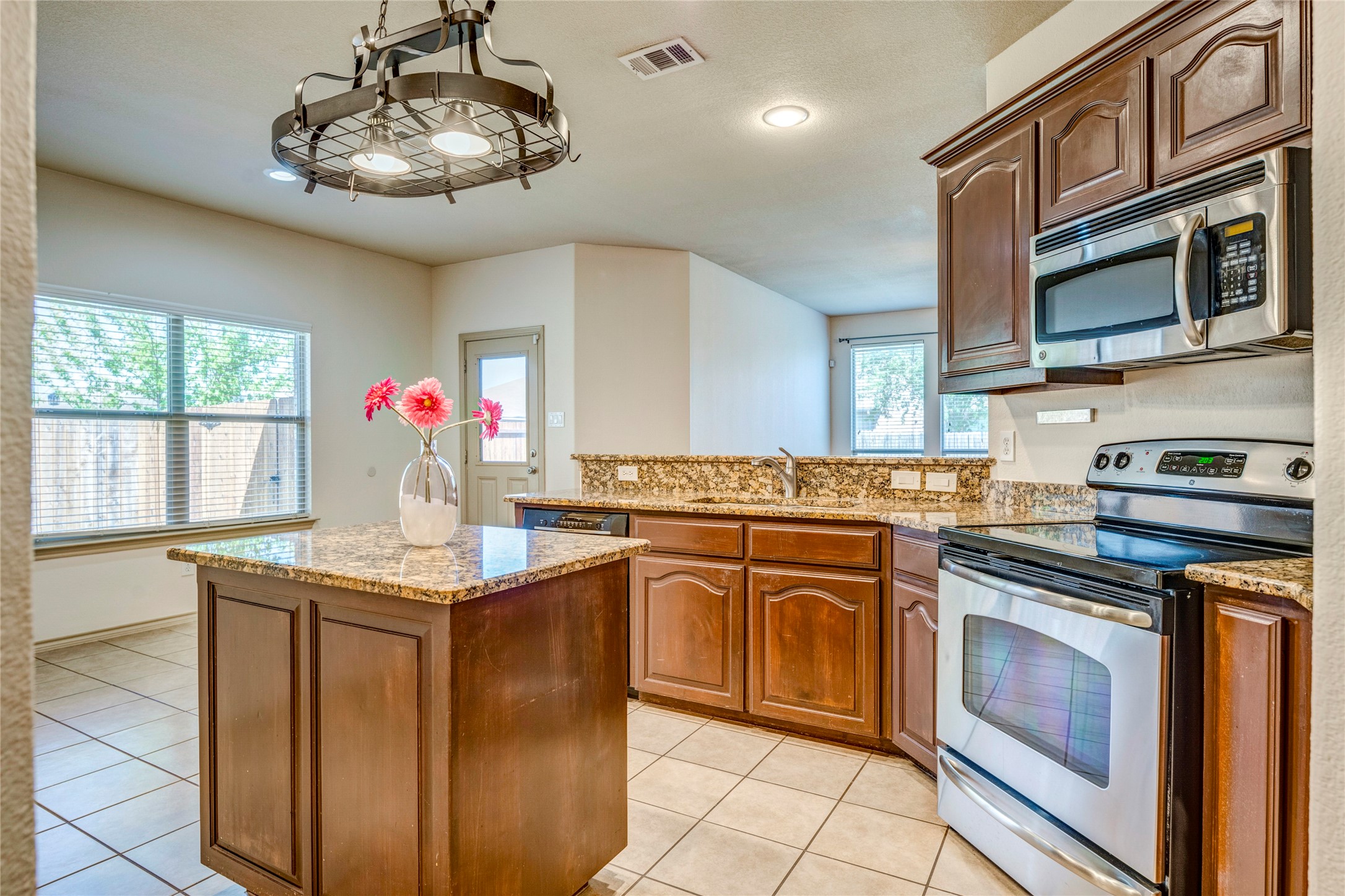 3312 Stonecrop Trail Denton TX 76226