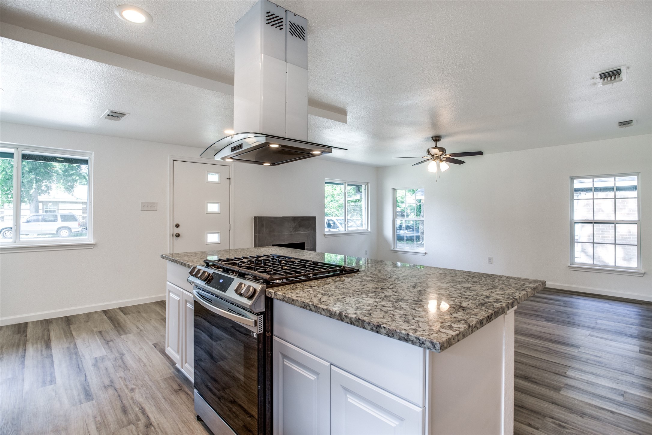 3564 Virginia Boulevard Dallas TX 75211