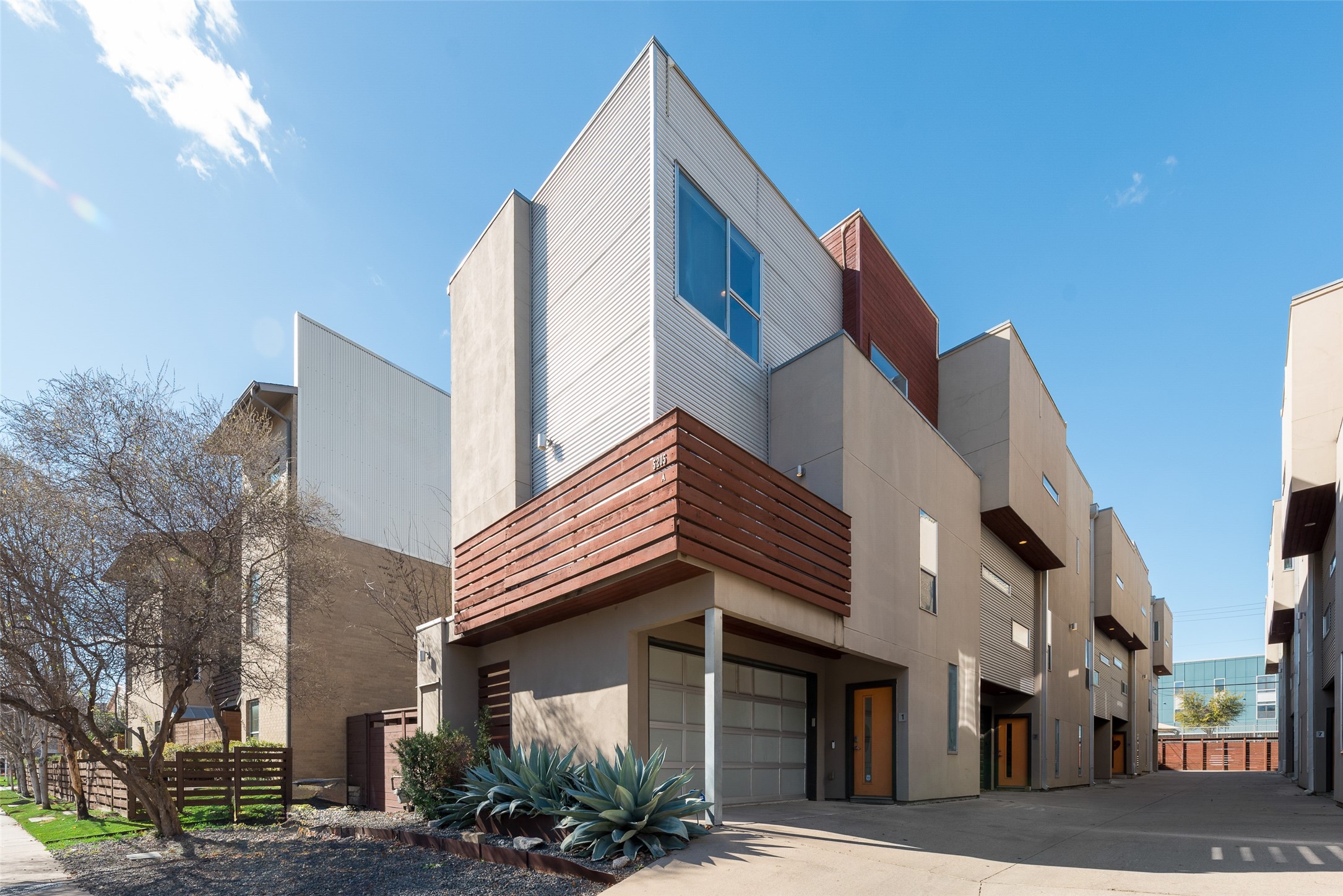 5205 Capitol Avenue Dallas TX 75206