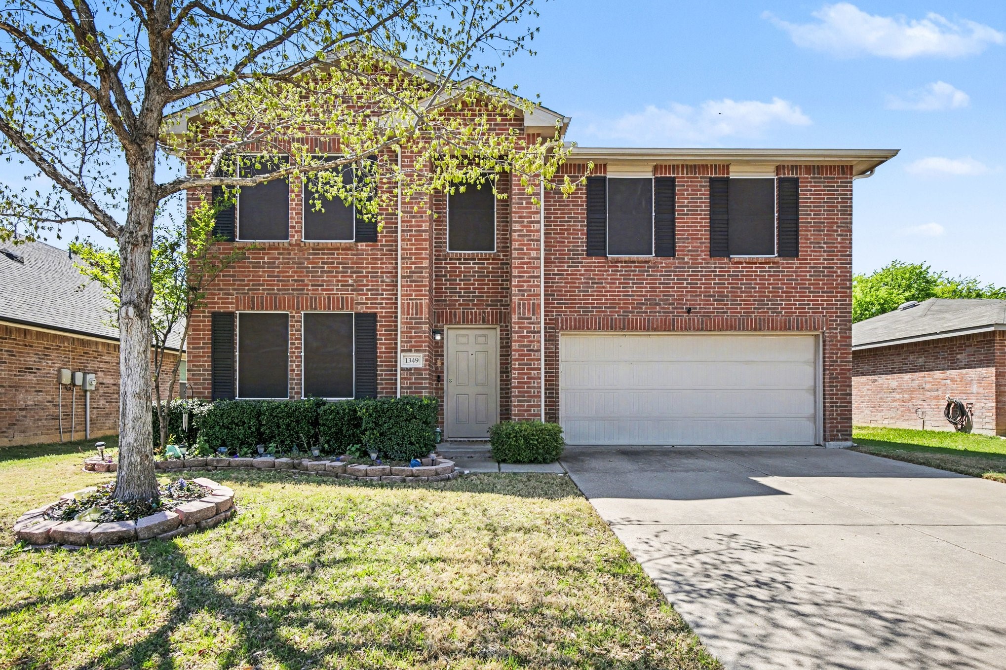 1349 Hillside Drive Burleson TX 76028