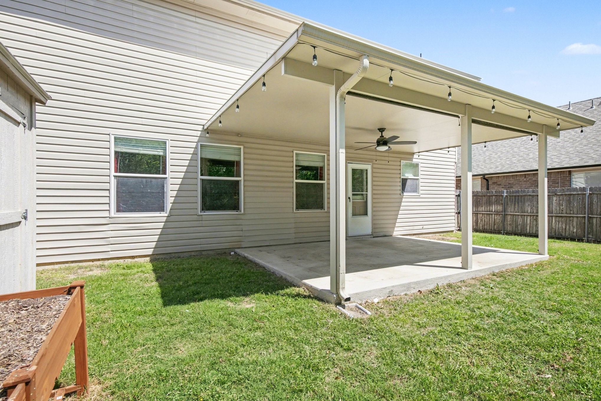 1349 Hillside Drive Burleson TX 76028