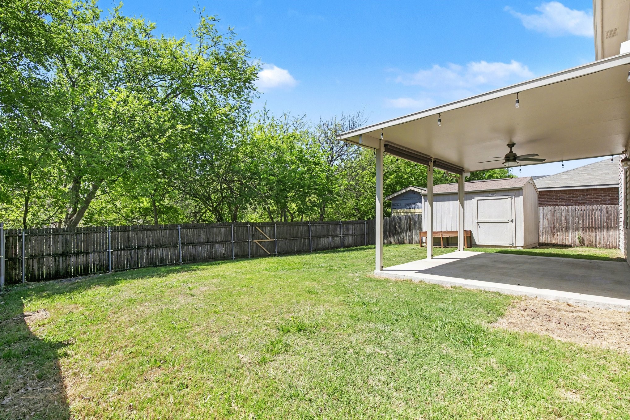1349 Hillside Drive Burleson TX 76028