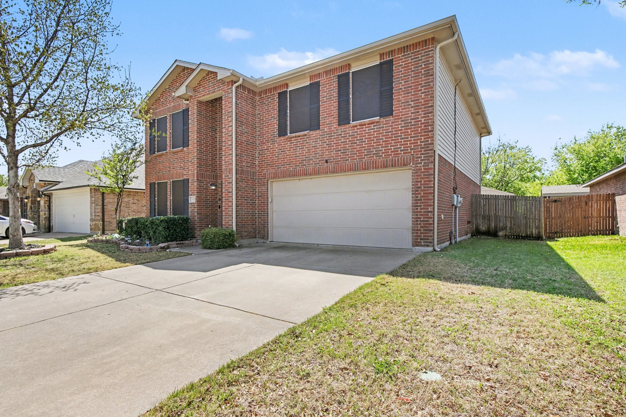 1349 Hillside Drive Burleson TX 76028
